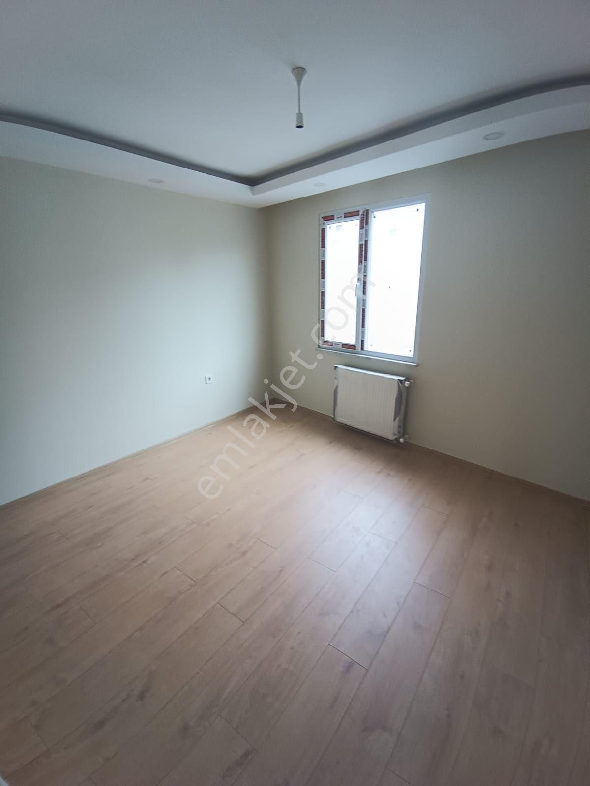 Dairemiz Bahçelievler Mustafa Kemal Paşa Cadde Üzerinde 2+1 Satılık - Görsel 5