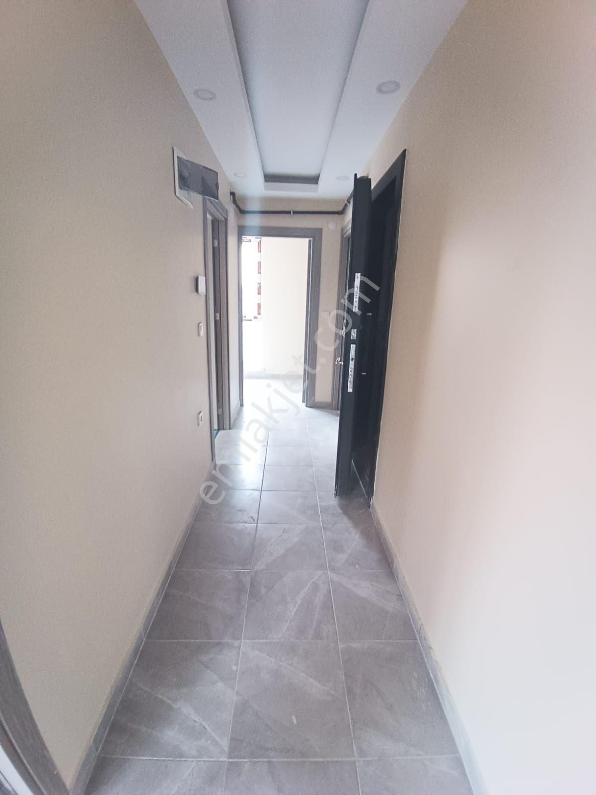 Dairemiz Bahçelievler Mustafa Kemal Paşa Cadde Üzerinde 2+1 Satılık - Görsel 18