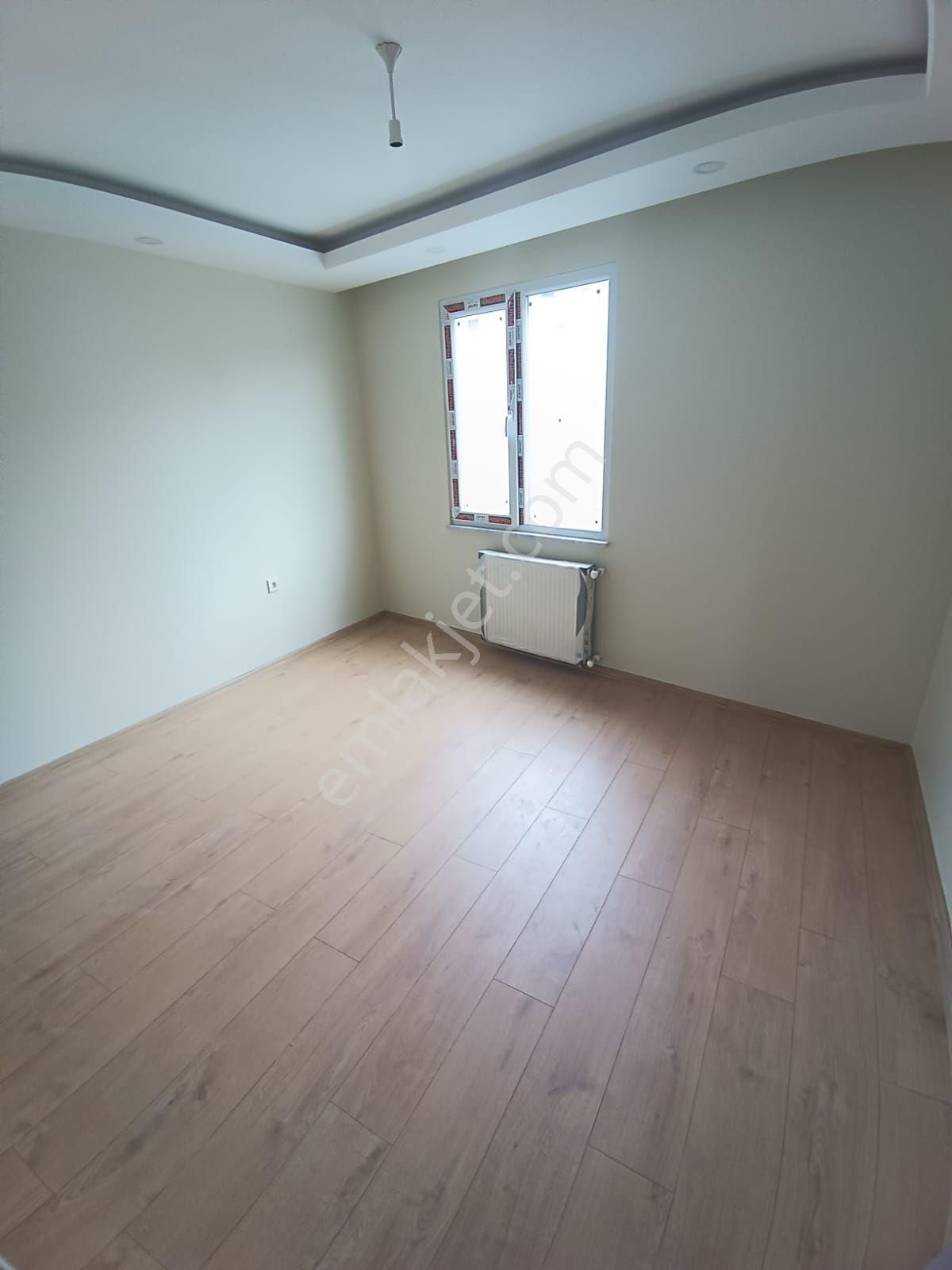 Dairemiz Bahçelievler Mustafa Kemal Paşa Cadde Üzerinde 2+1 Satılık - Görsel 7