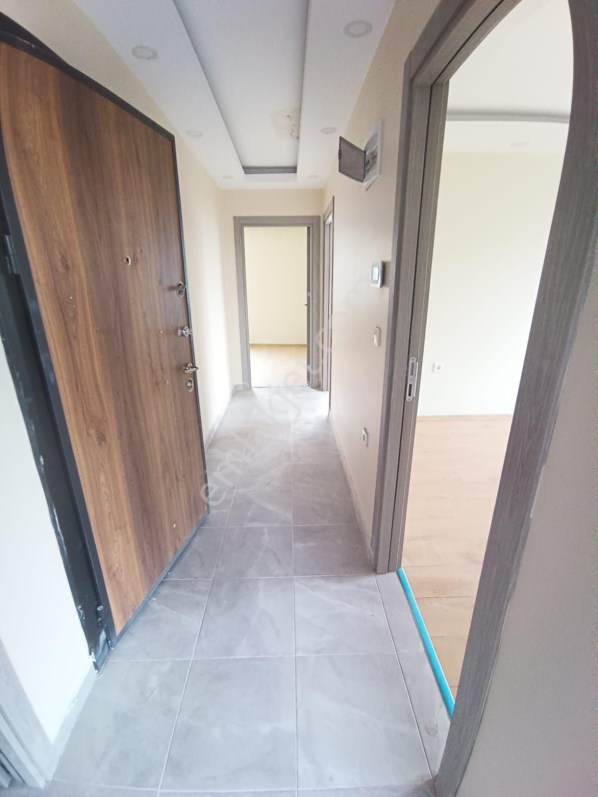 Dairemiz Bahçelievler Mustafa Kemal Paşa Cadde Üzerinde 2+1 Satılık - Görsel 17