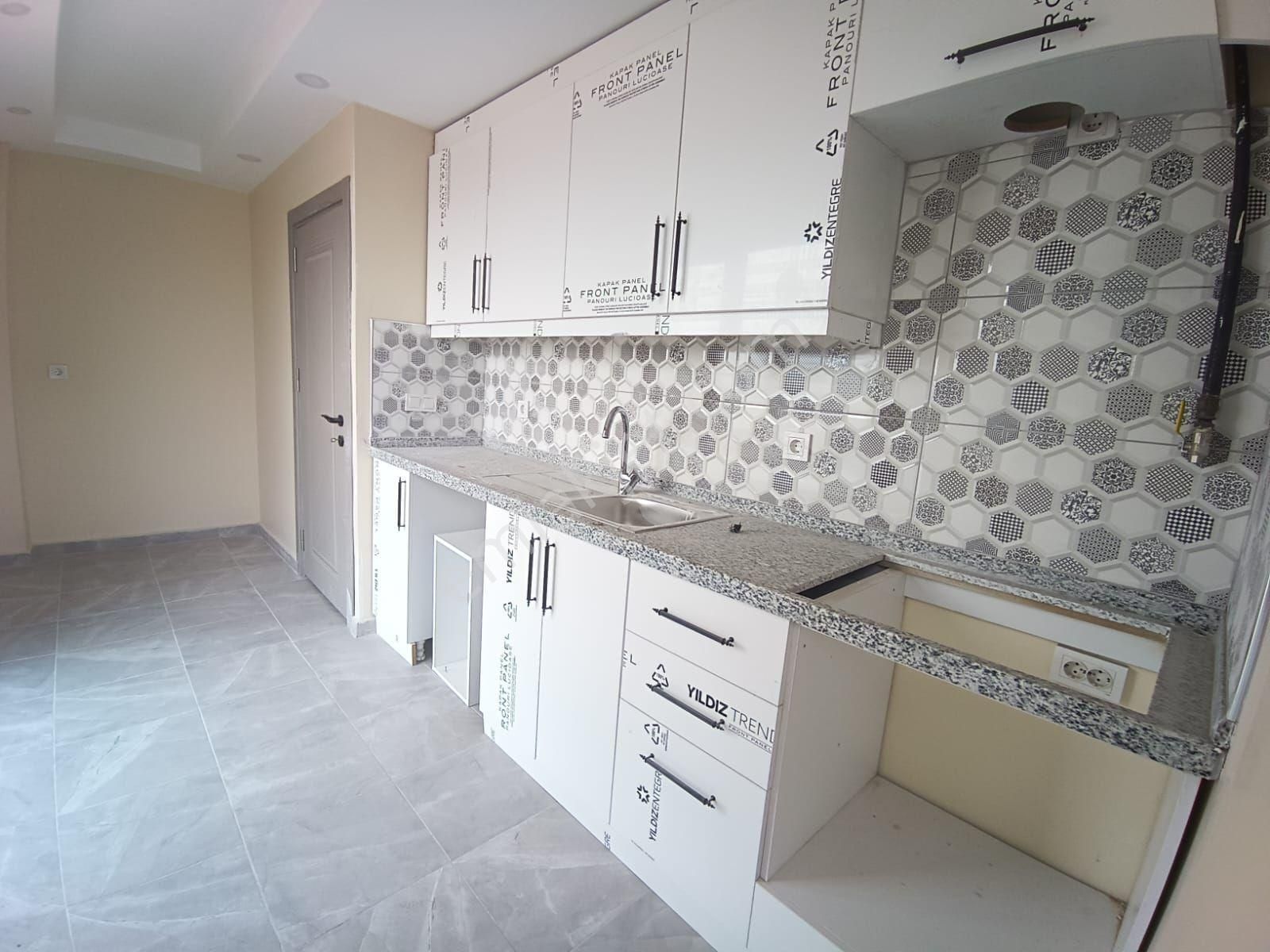 Dairemiz Bahçelievler Mustafa Kemal Paşa Cadde Üzerinde 2+1 Satılık - Görsel 21