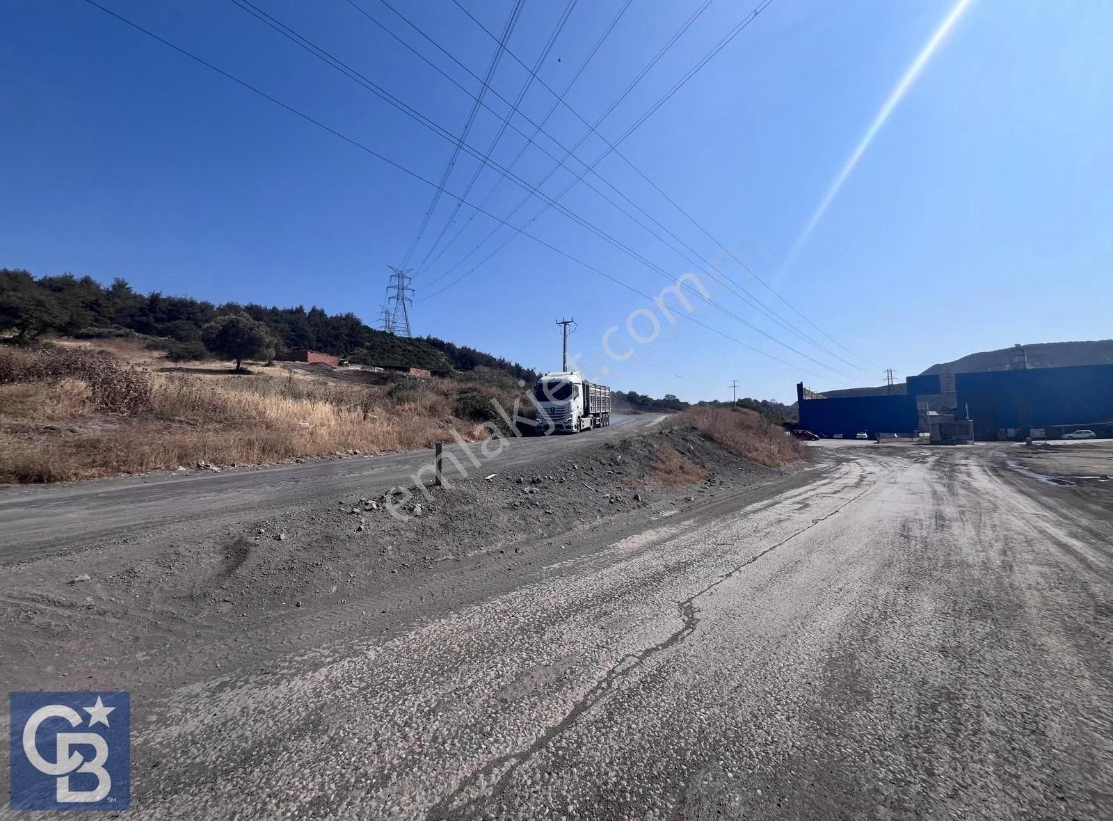 Horozgediğinde Ağır Sanayi Ağır Depolamaya Uygun Satılık Arazi - Görsel 3