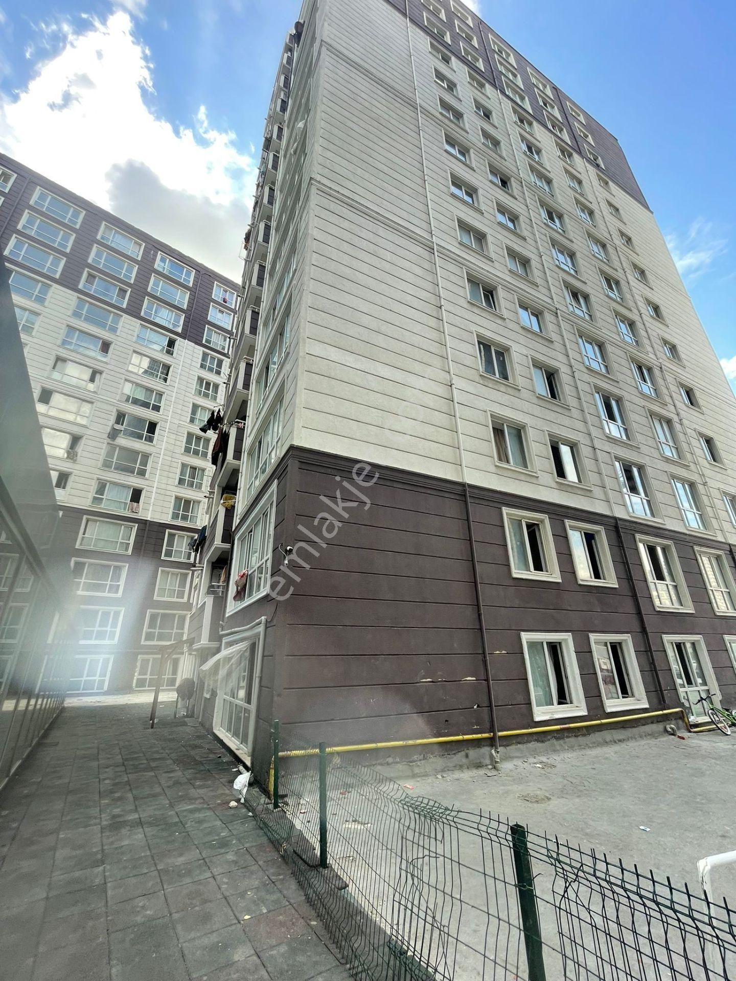 Satılık 3+1 Full Eşyalı Daire Esenyurt / Acun Kent Sitesi - Görsel 2