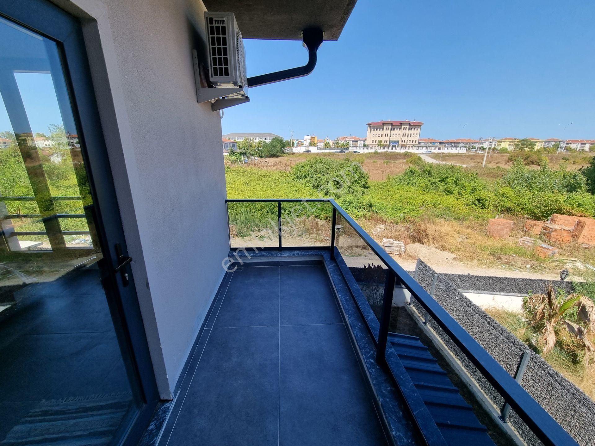 Müstakil Havuzlu Ve Müstakil Bahçeli Oturuma Hazır 4+1 Villa - Görsel 18