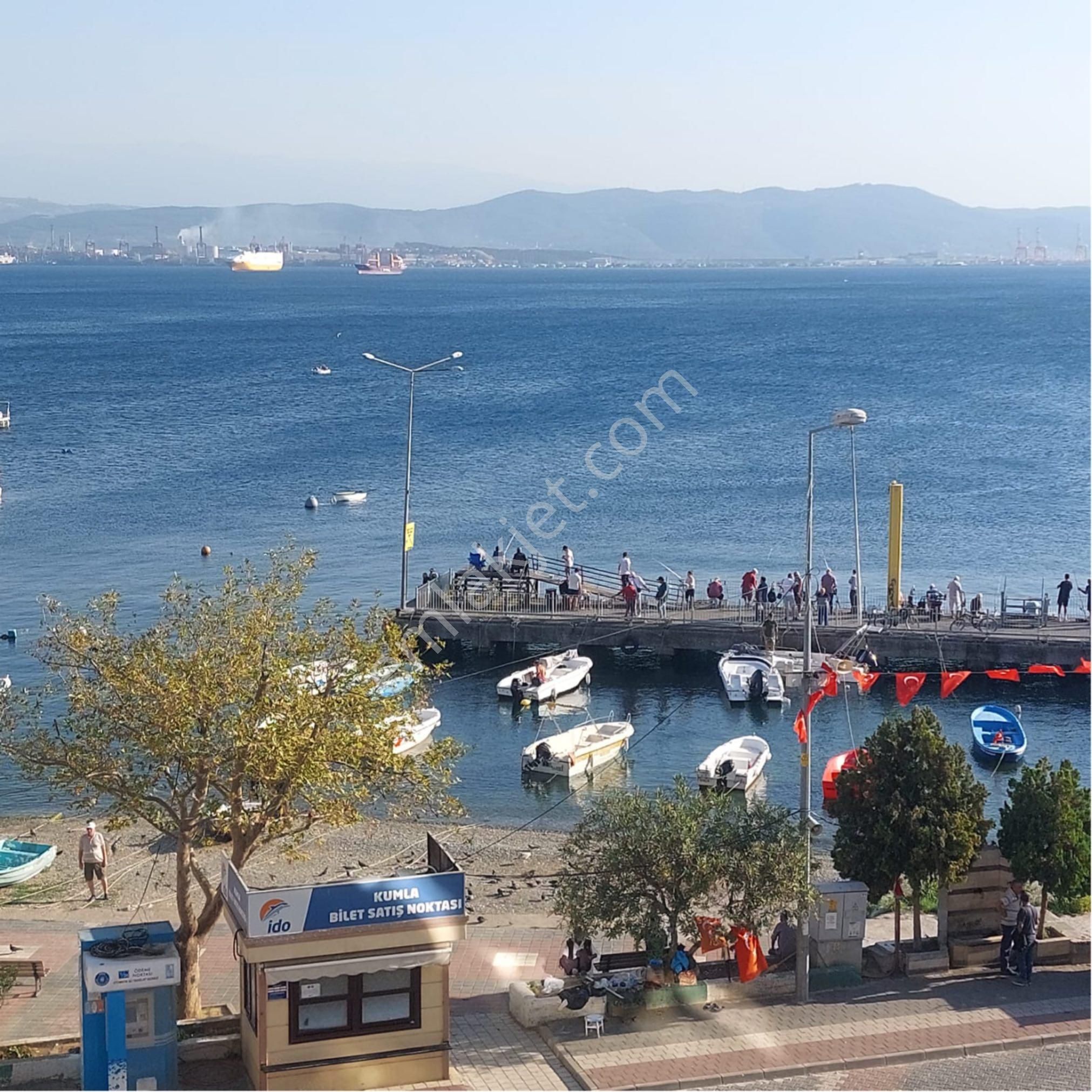 Kumla Konak Emlak”tan Satılık Denize Sıfır Full Yapılı Daire - Görsel 16