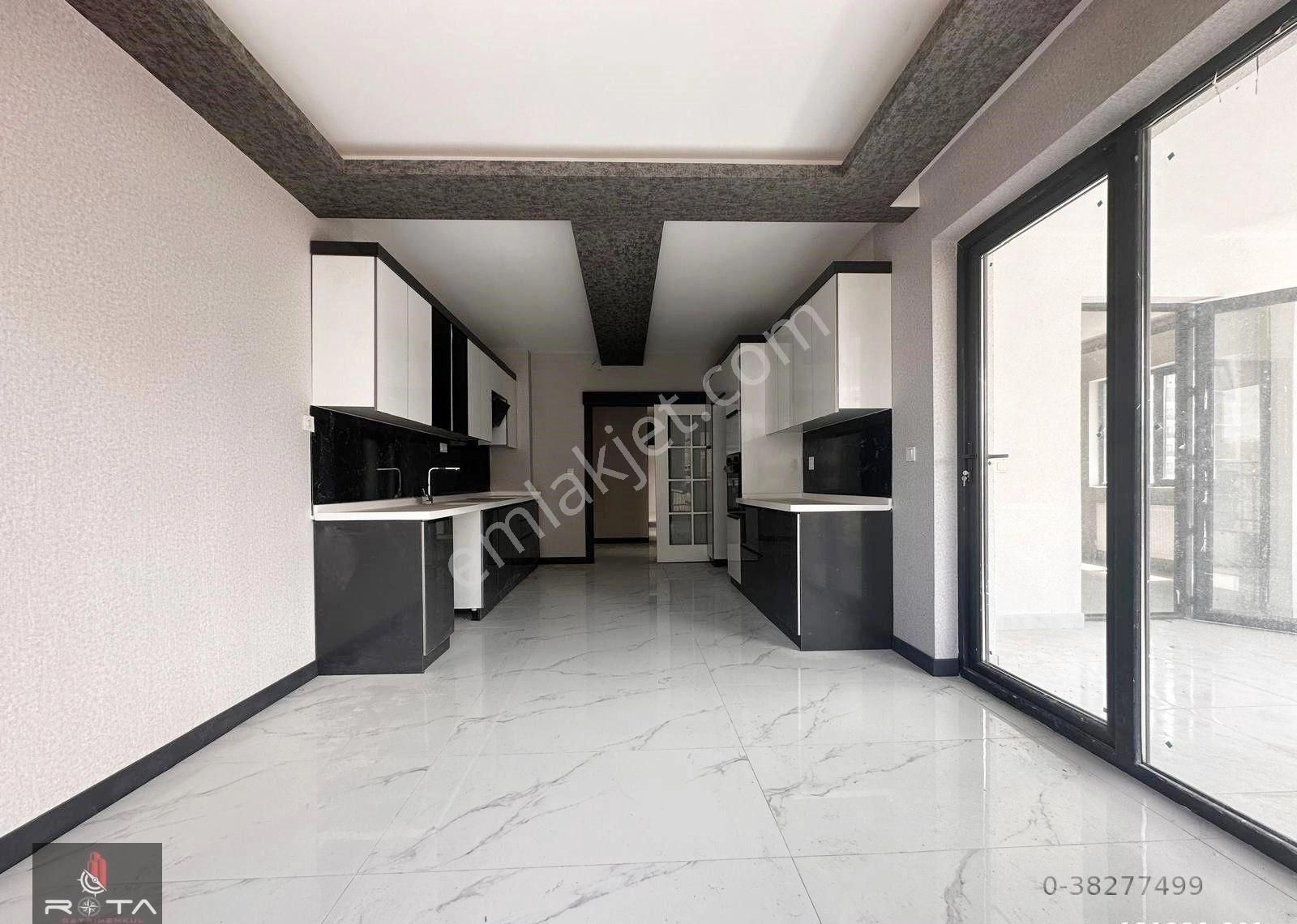 Rotadan Bulvar Yakını 9.kat 4+1 210m2 Süperlüx Site Dairesi !!! - Görsel 26