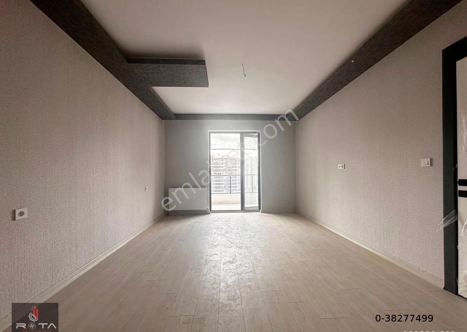 Rotadan Bulvar Yakını 9.kat 4+1 210m2 Süperlüx Site Dairesi !!! - Görsel 21