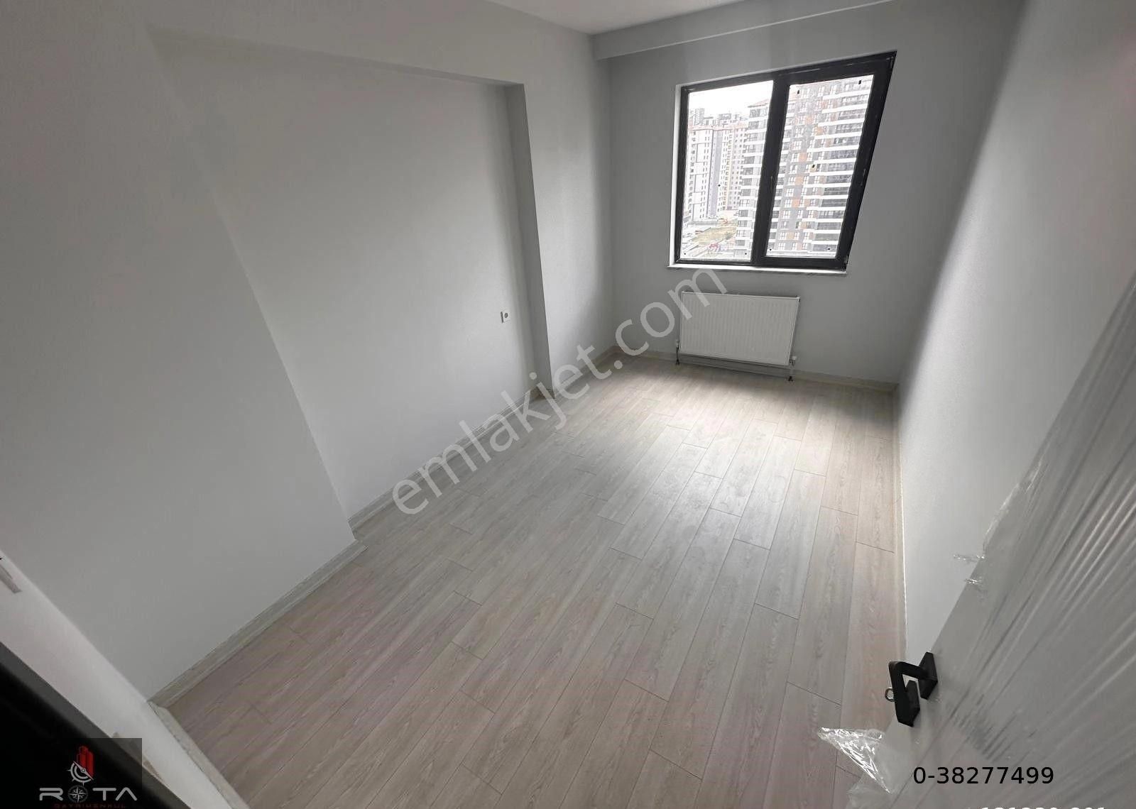 Rotadan Bulvar Yakını 9.kat 4+1 210m2 Süperlüx Site Dairesi !!! - Görsel 35