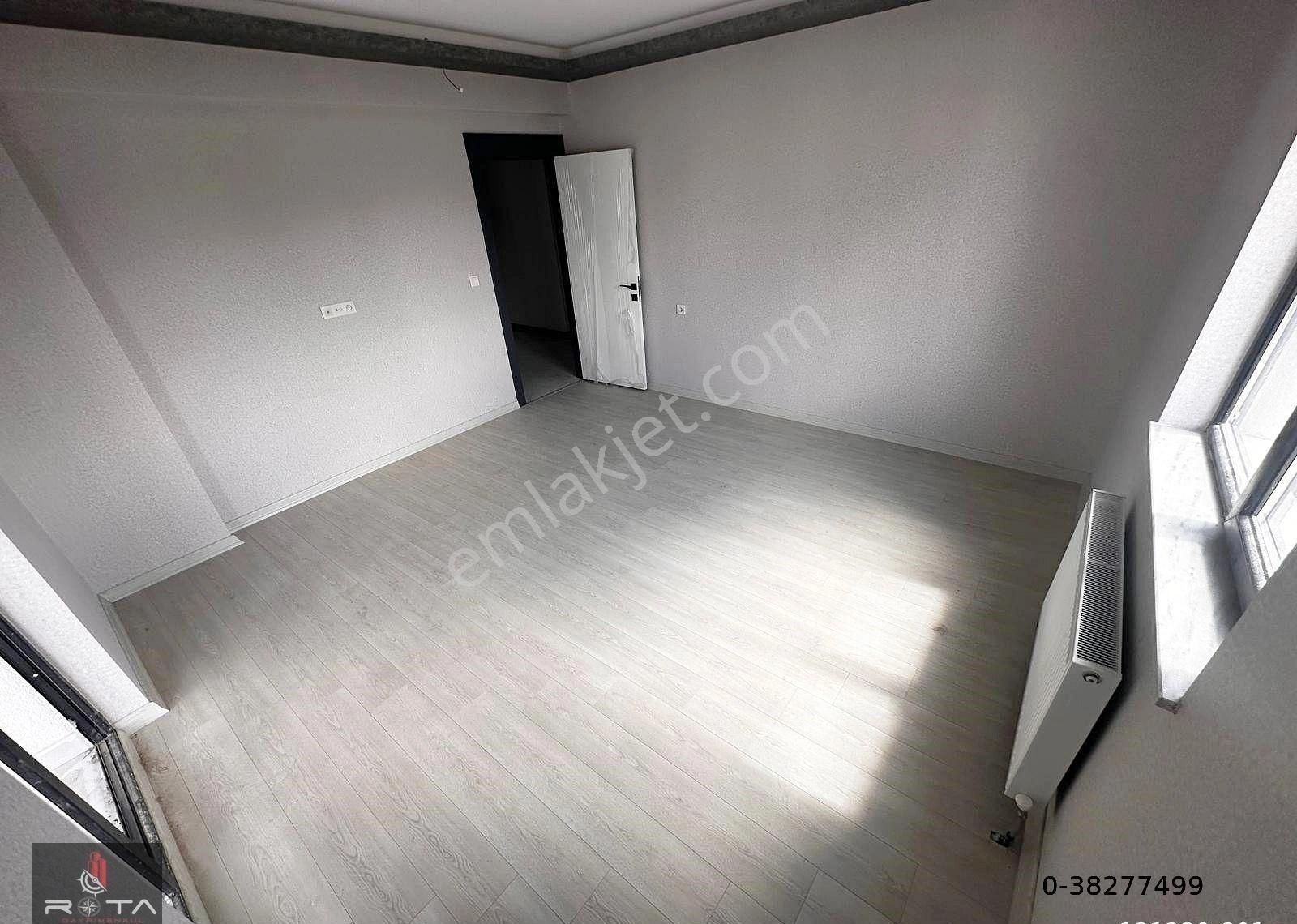 Rotadan Bulvar Yakını 9.kat 4+1 210m2 Süperlüx Site Dairesi !!! - Görsel 34