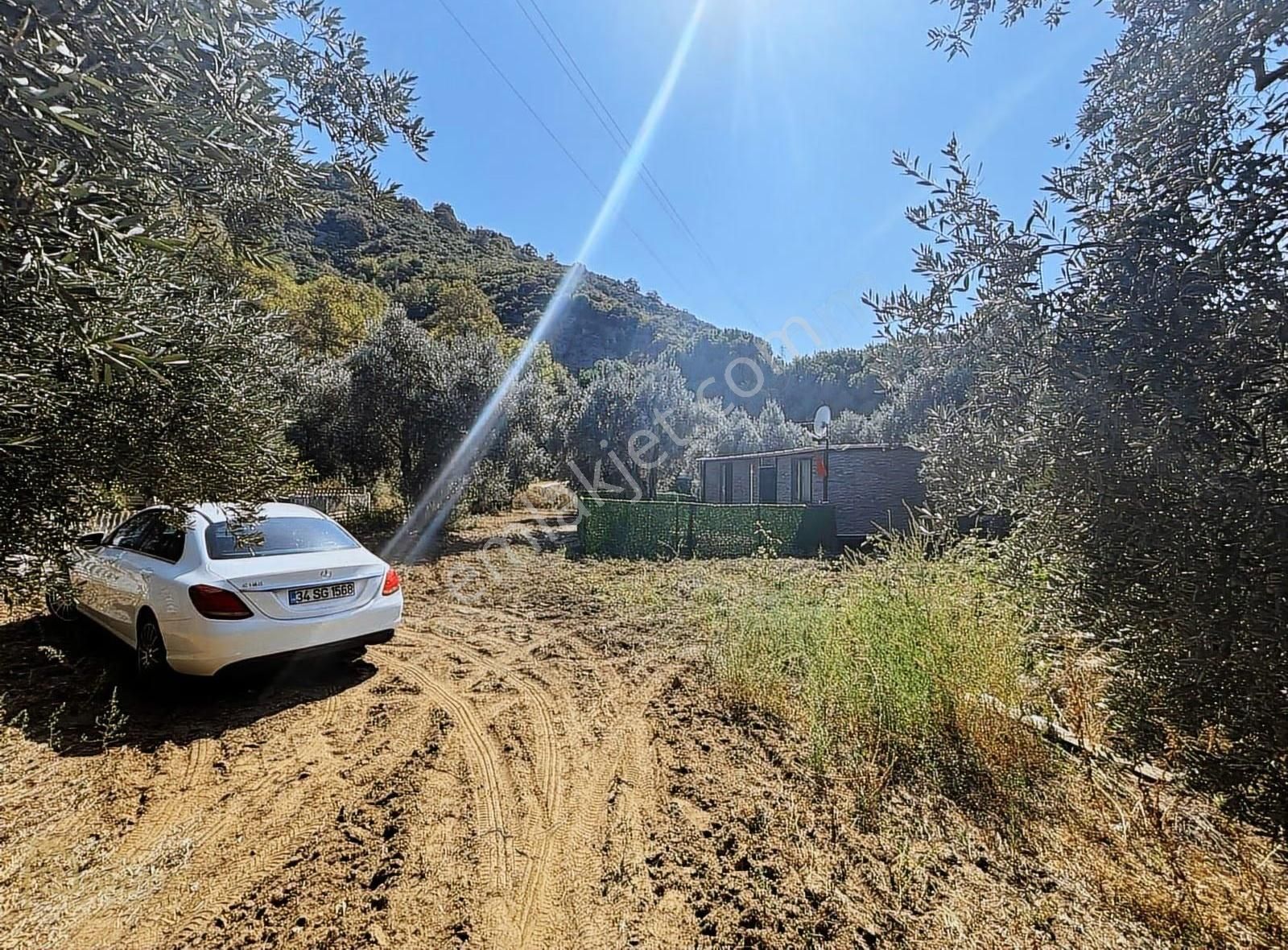 Pozitif'ten 517 M2 İçerisinde Satılık 2+1 Müstakil Ev