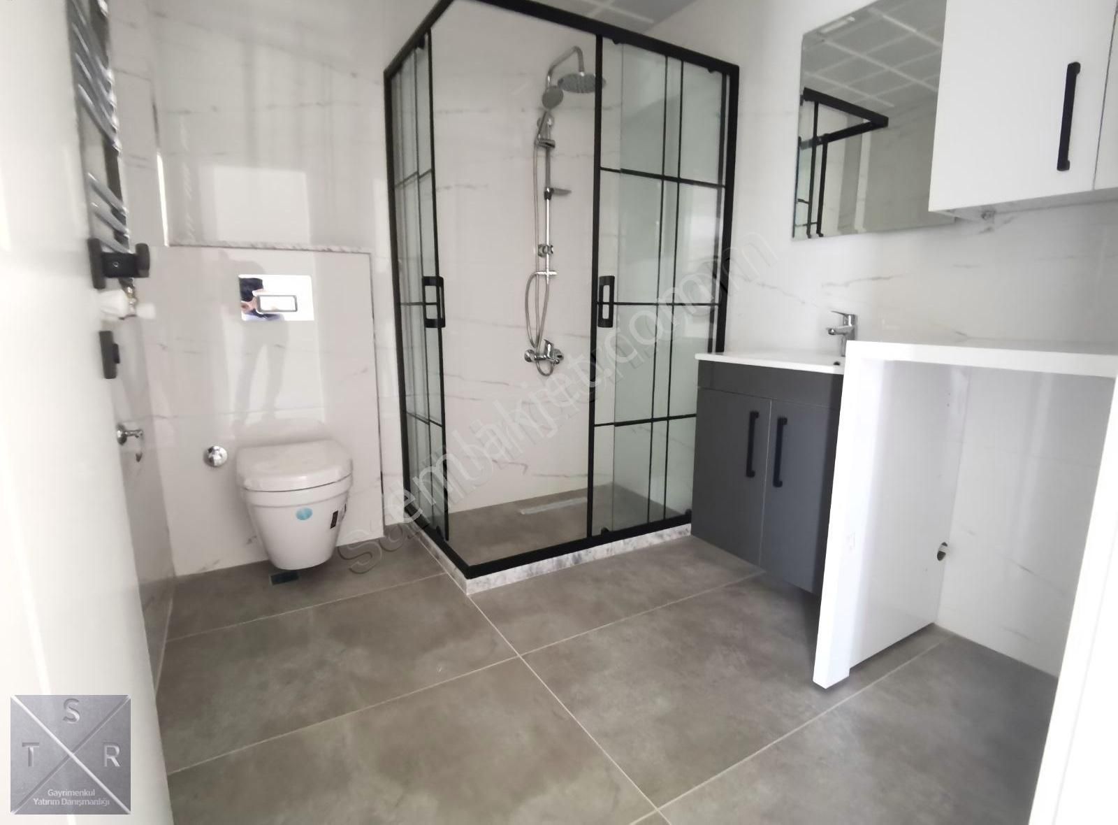 Bahriye Üçok Bulvarı Yakını 4+1 Çift Teraslı Dubleks Daire - Görsel 26