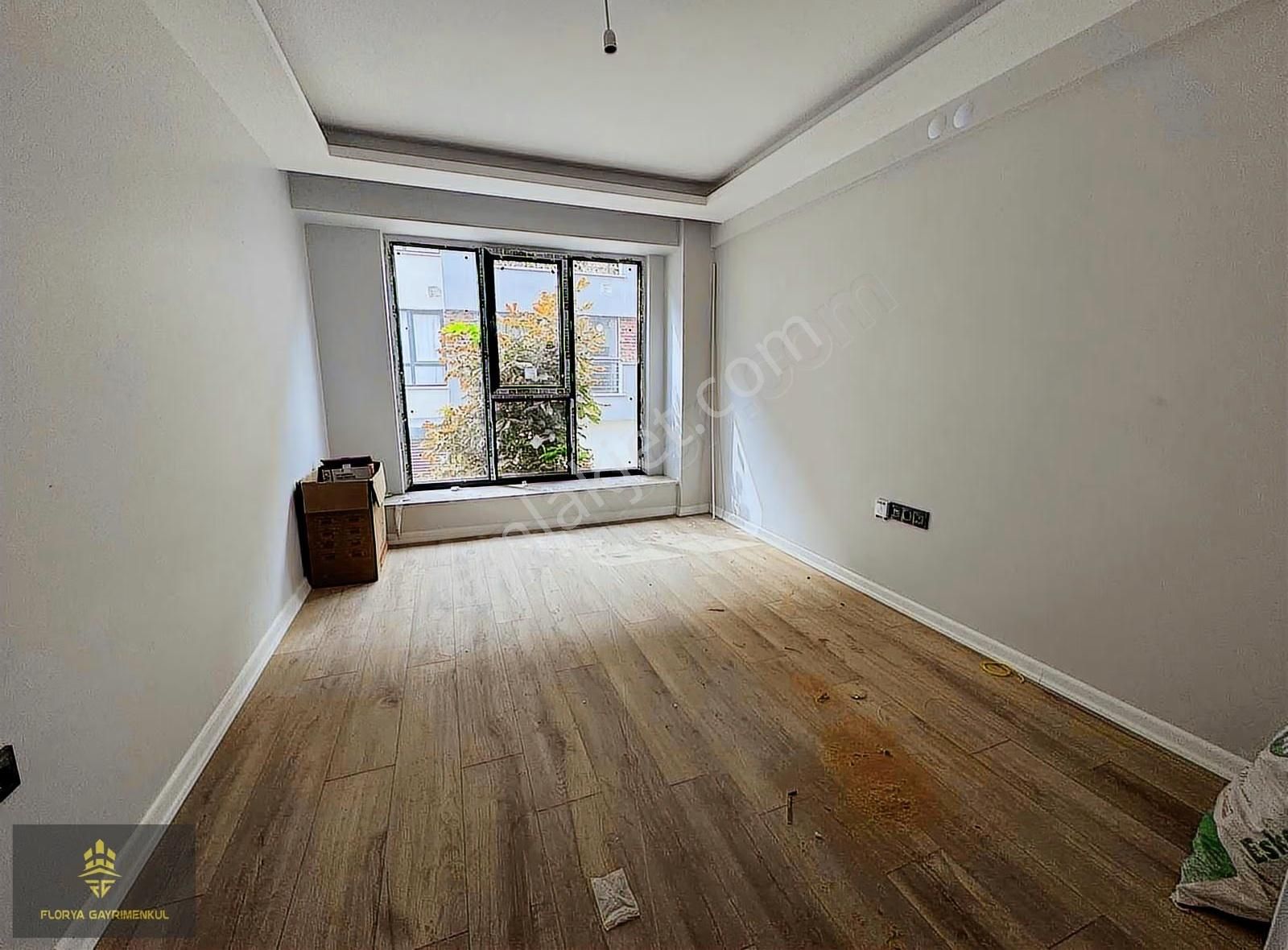 Esentepe De Sıfır Geniş Ve Güzel Konumda 2+0 Daire - Görsel 3