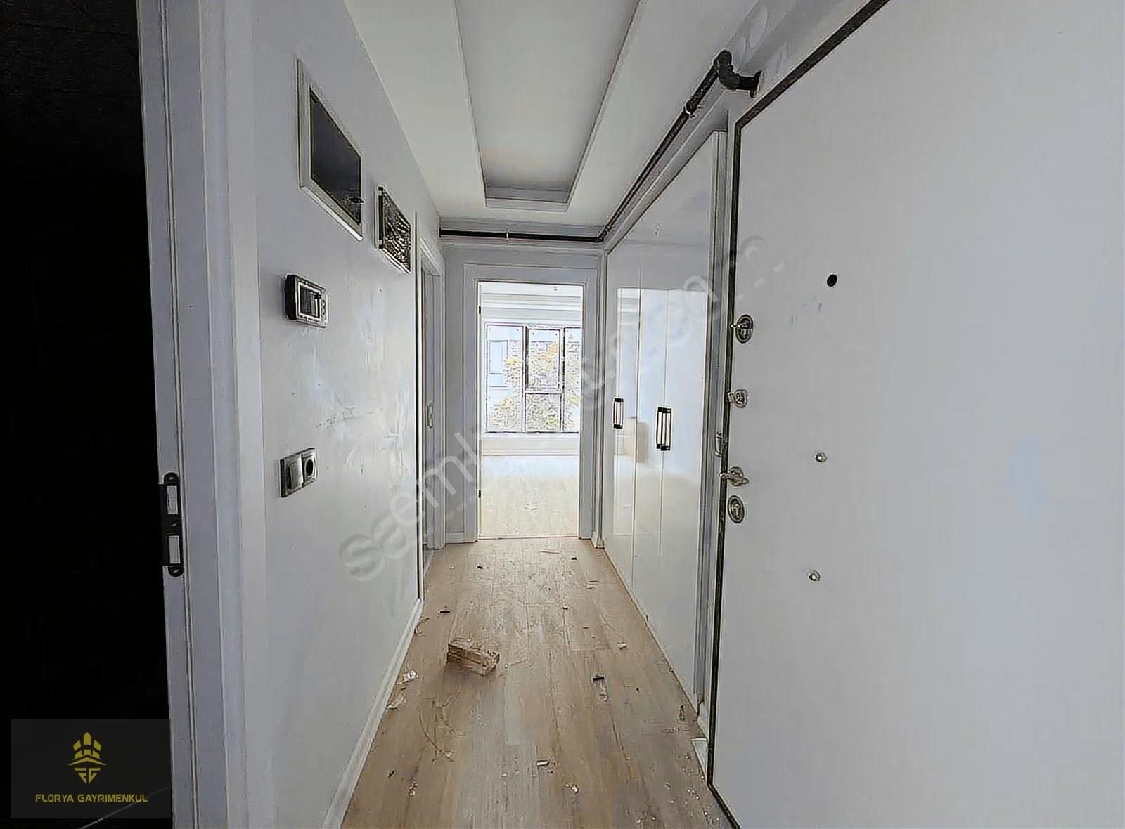 Esentepe De Sıfır Geniş Ve Güzel Konumda 2+0 Daire - Görsel 5