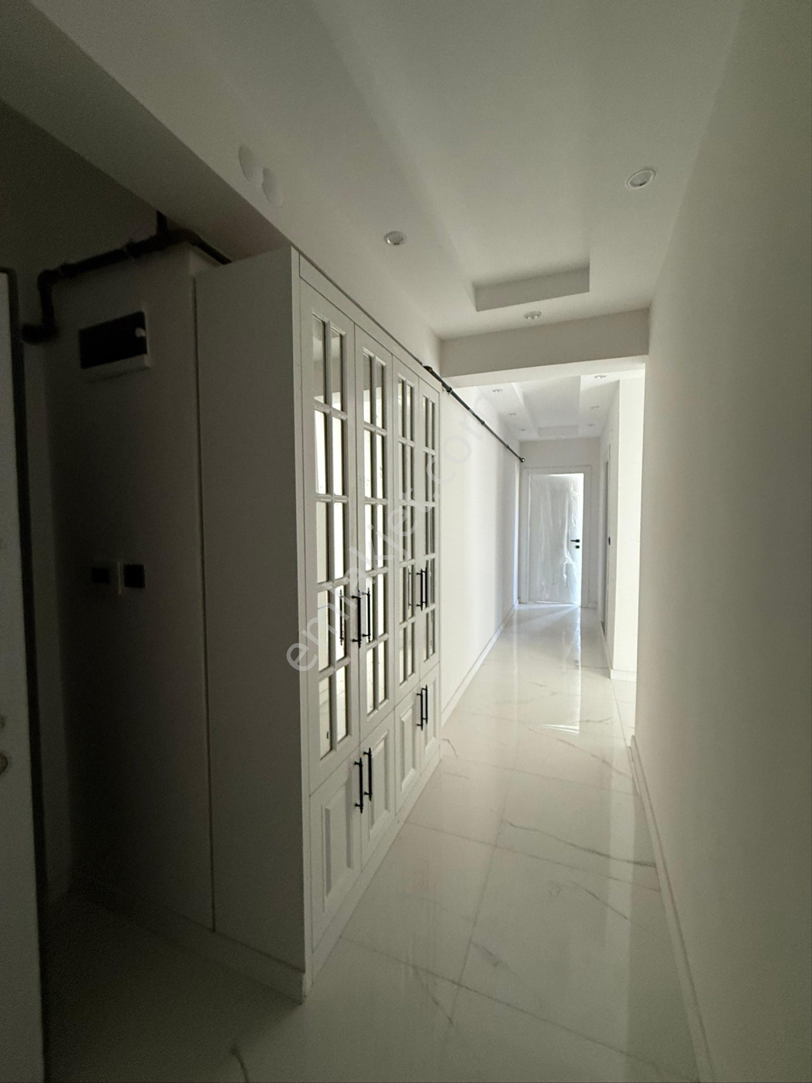 Emlak Center'dan Muradiye Mah Satılık 2+1 Sıfır Önü Açık Daire - Görsel 18
