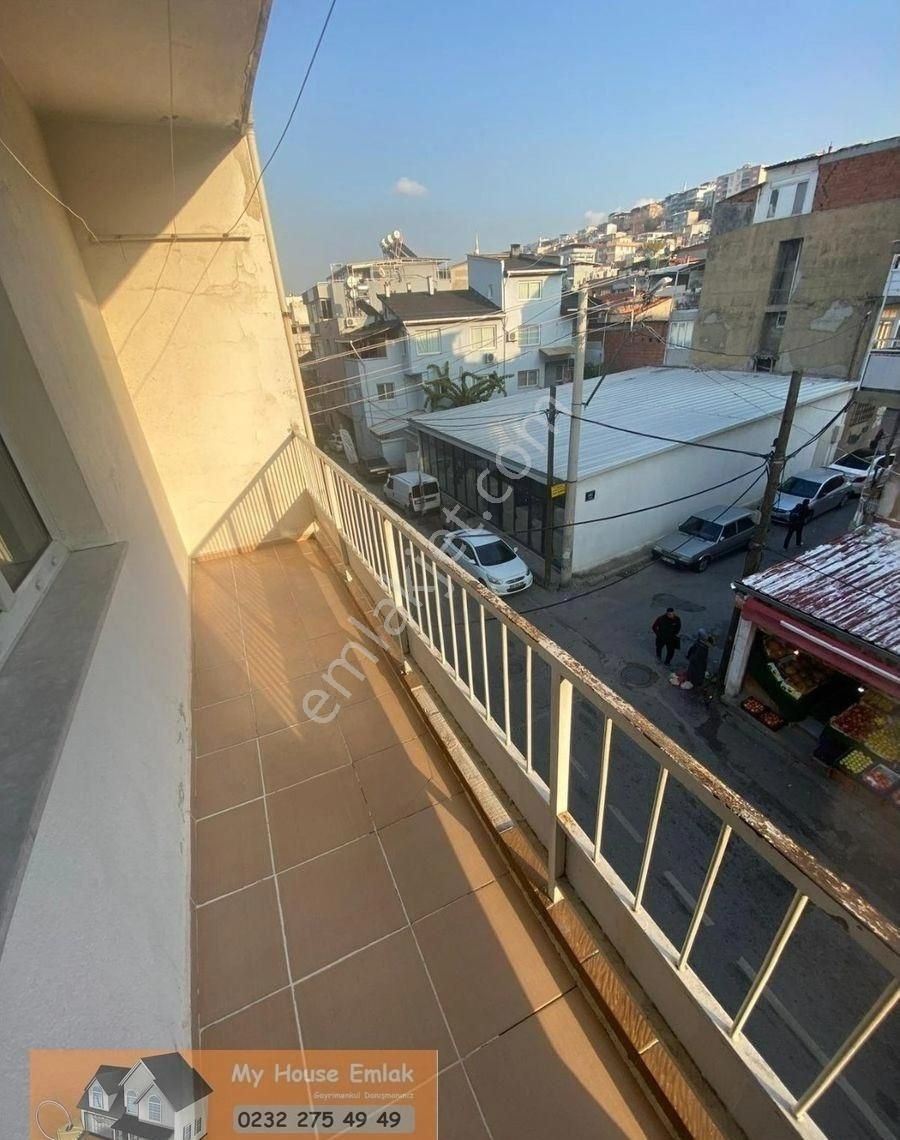 İzmir Konak Gültepe'de Satılık 2+1 Balkonlu Daire - Görsel 3