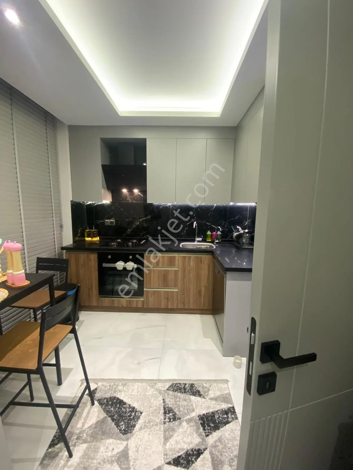 Meydankavağında Önü Açık Ferah Dubleks Daire - Görsel 5