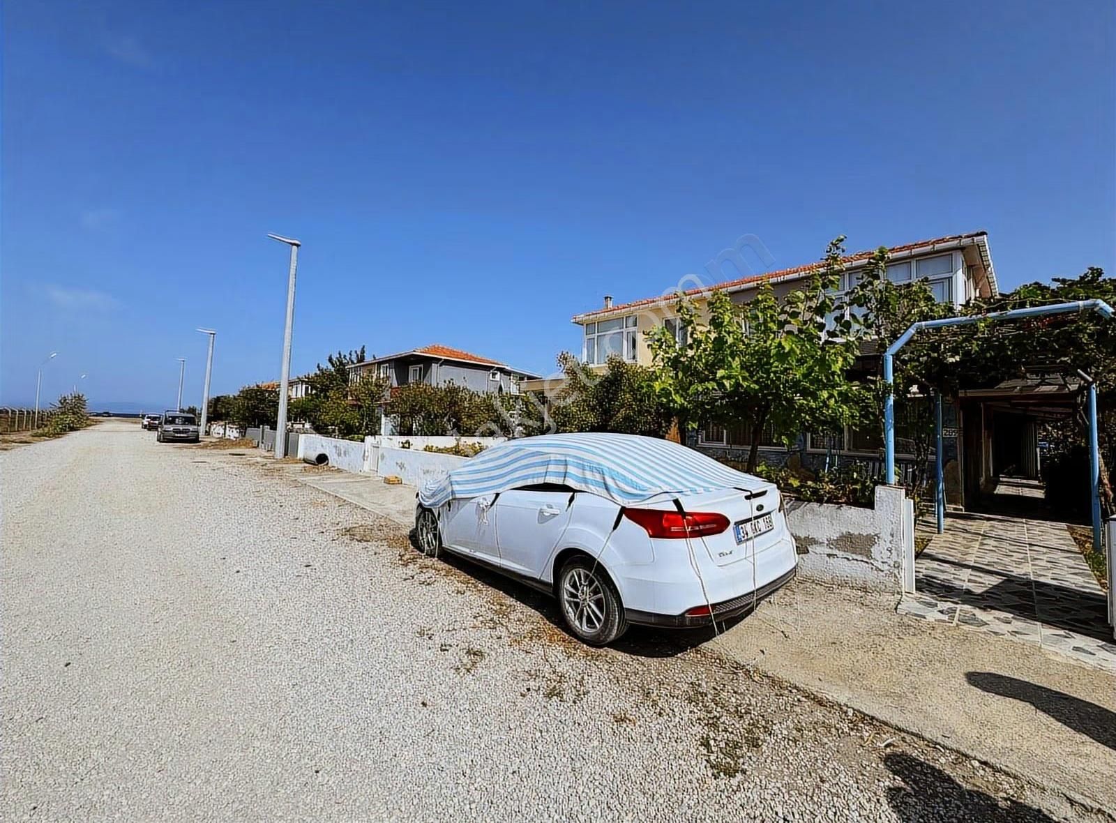 Kumkent Tatil Köyünde Satılık Bakımlı Villa - Görsel 12