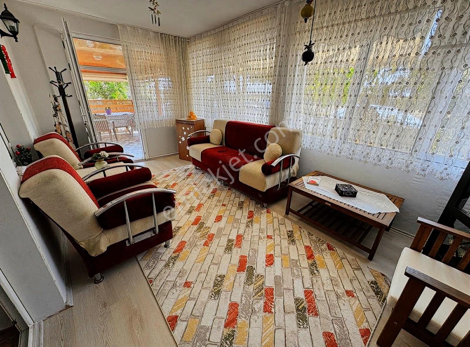 Kumkent Tatil Köyünde Satılık Bakımlı Villa - Görsel 15