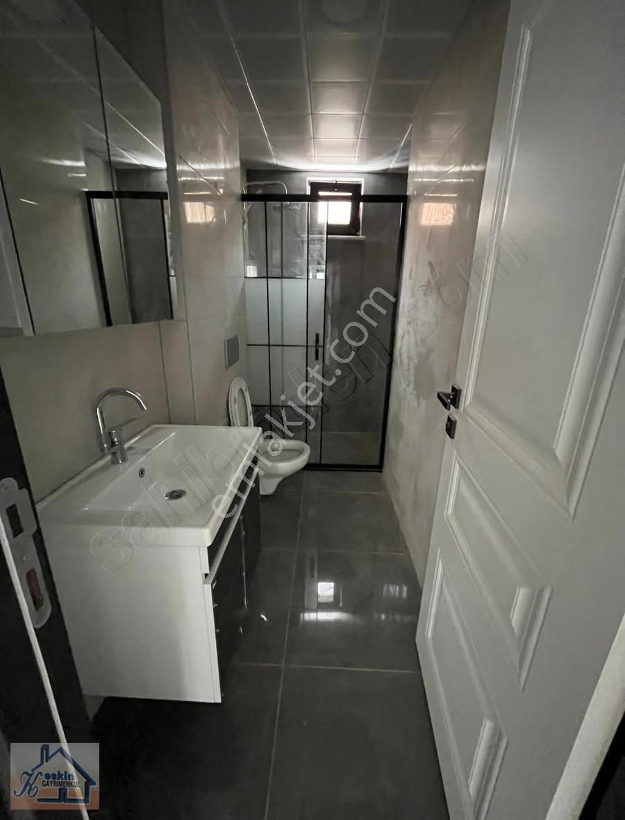 Yıldıztabyada 1+1 Ayrı Mutfaklı Otoparklı Bahçe Çıkışlı Daire - Görsel 4