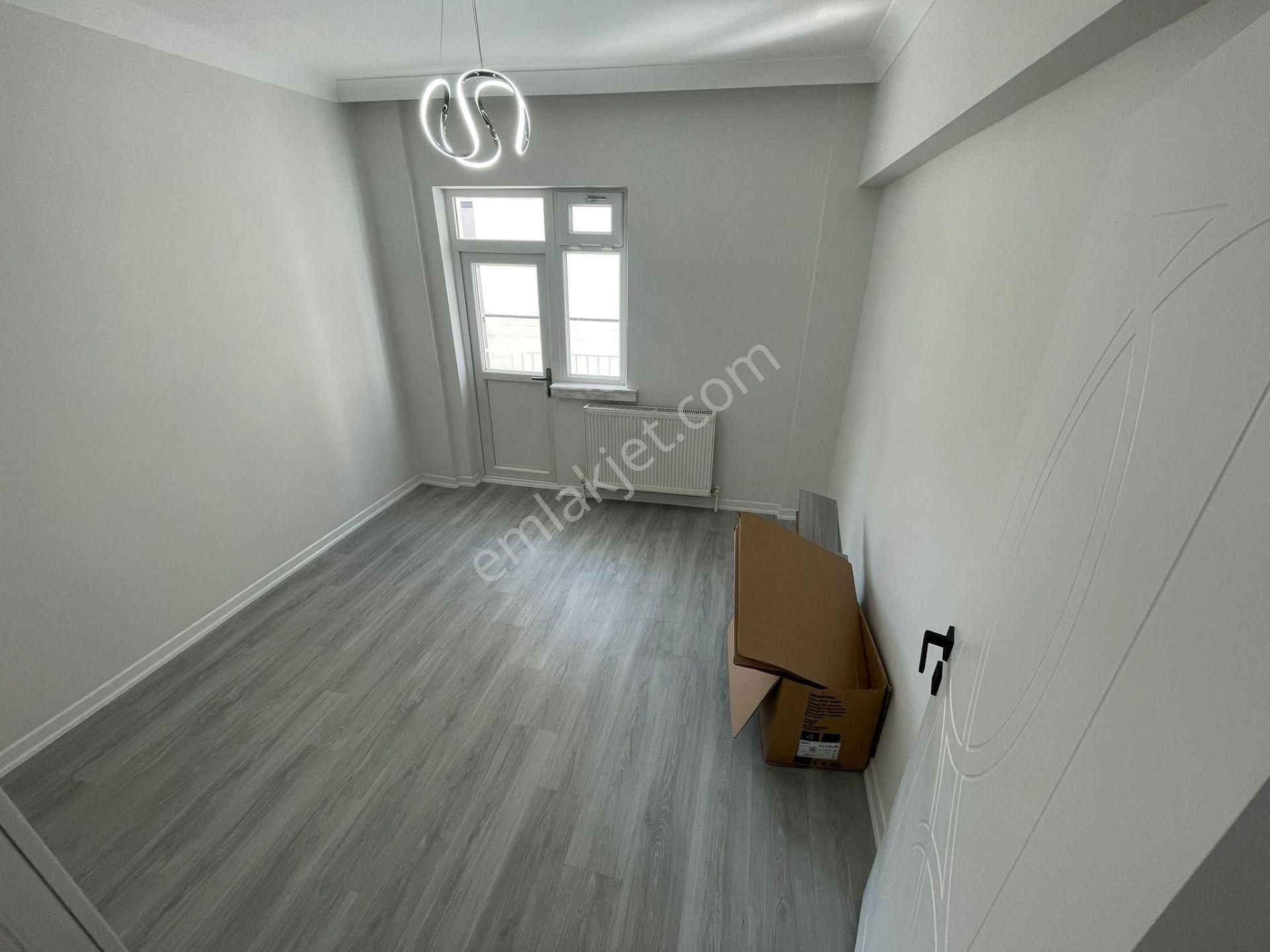 Mareşal Çakmak Mh De 3+1 Ara Katta Full Yapılı Daire - Görsel 13