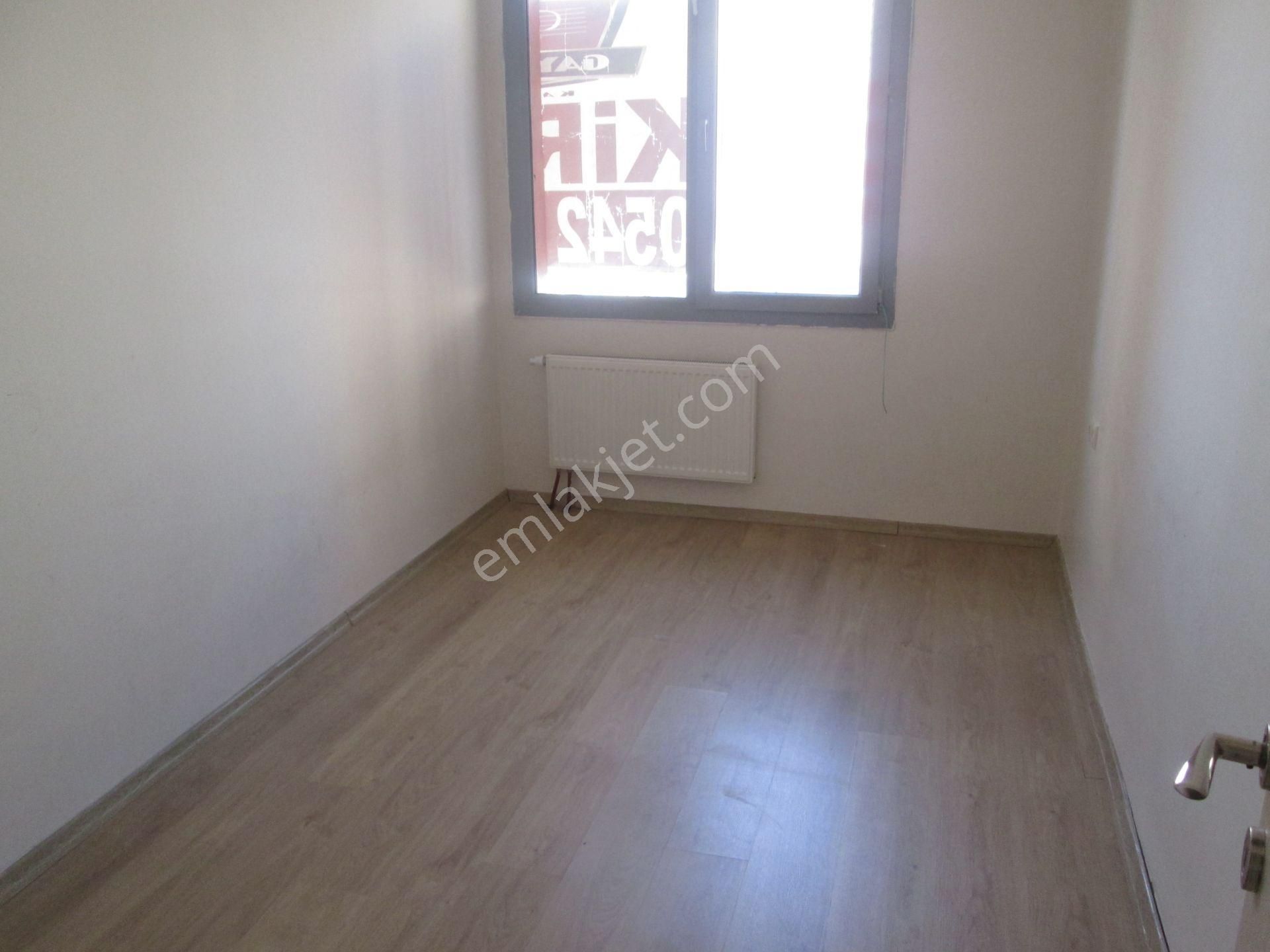 Krc'den Merkezi Konumda Amerikan Mutfak Kiralık 2+1 Daire - Görsel 9