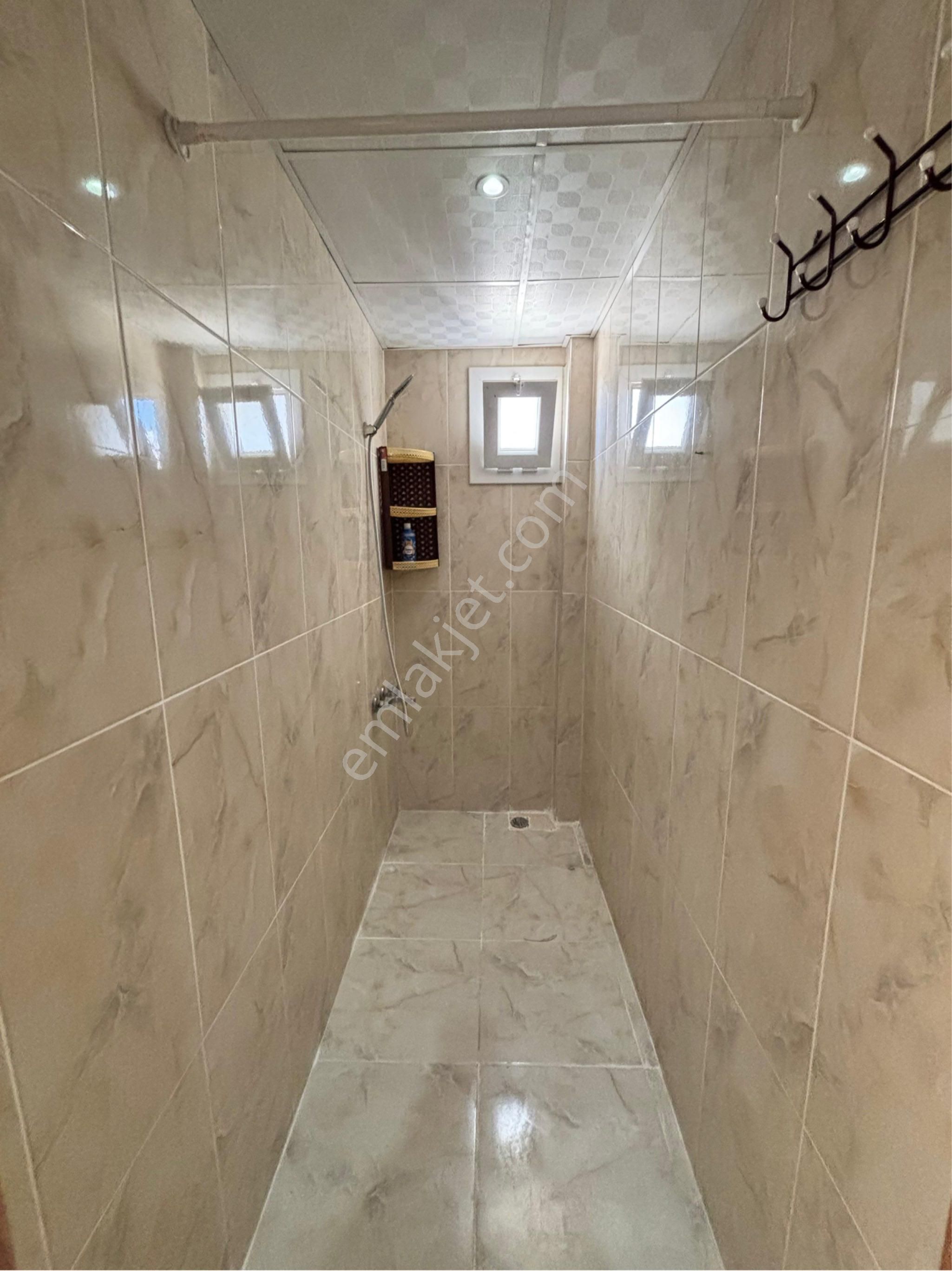 100 Yıl Mahallesinde Geniş 3+1 Kapalı Mutfak Çift Banyo Direk Hasarsız Doğalgazlı Satılık Daire !!! - Görsel 16