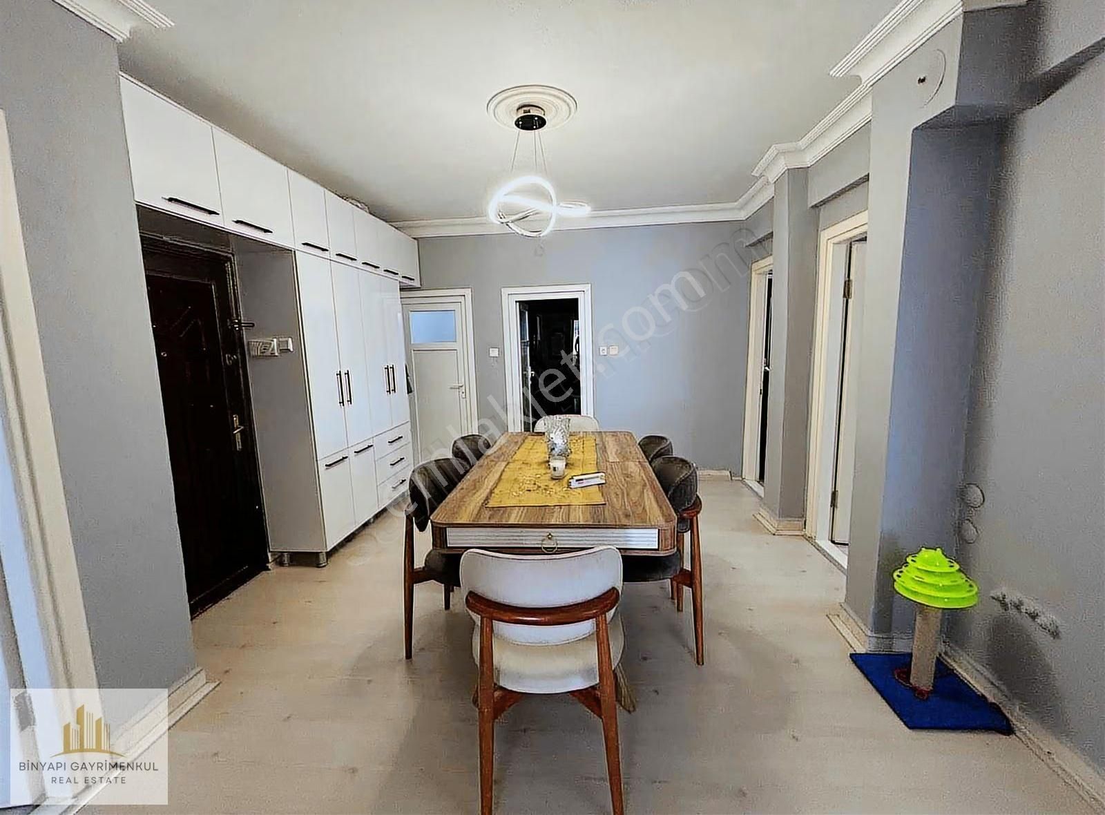 (video)3+1 Özel Yapım Full Lüx Eski Bina 1. Kat Satlık - Görsel 2