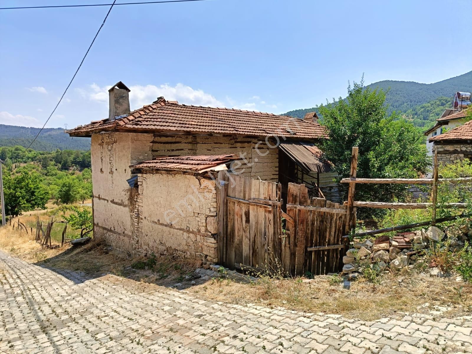 Bursa Keles Hereke Köyü Köyiçi Mevkiinde Satılık Köy Evi - Görsel 3