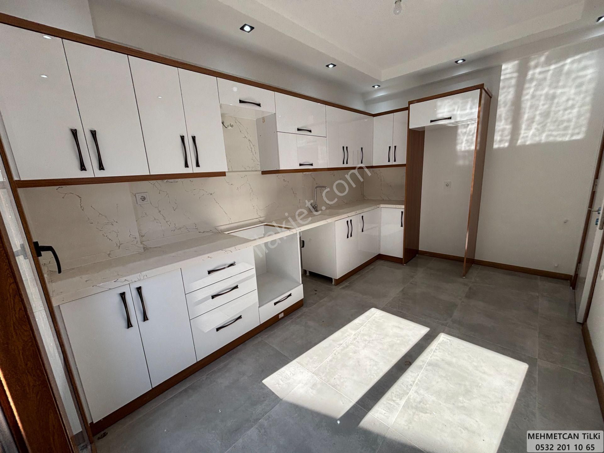 Didimde Satılık 5+1 Çok Geniş Sıfır Tripleks Havuzlu Villa - Görsel 6