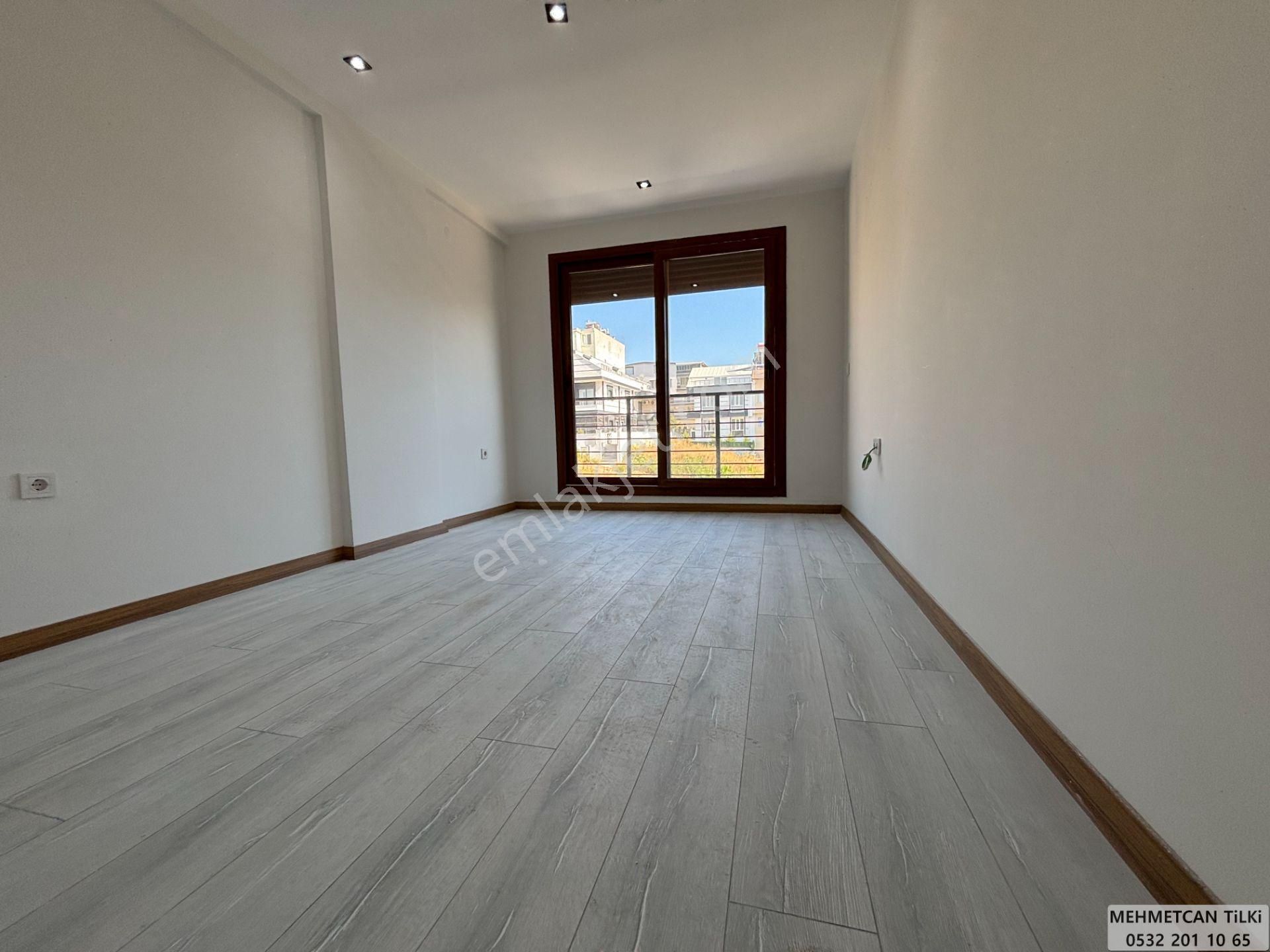 Didimde Satılık 5+1 Çok Geniş Sıfır Tripleks Havuzlu Villa - Görsel 14