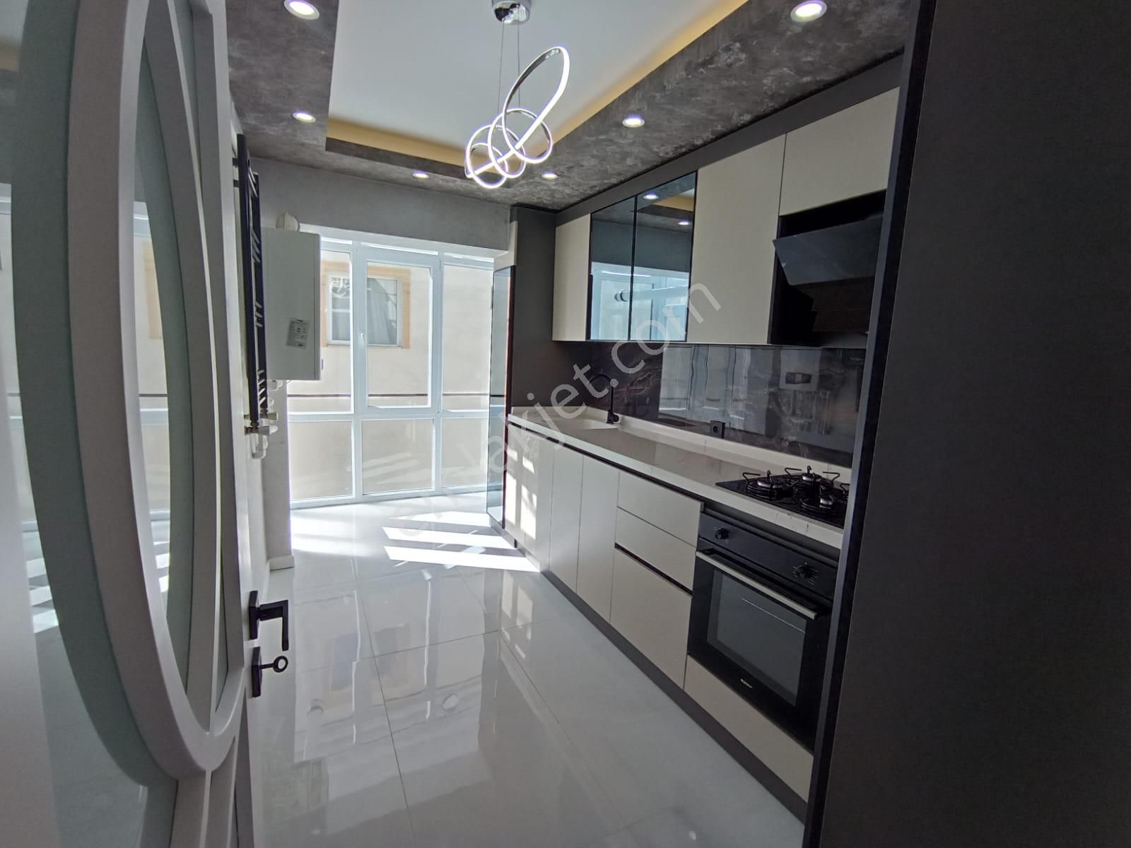 Yazıcı'dan Maraşal Çakmak Mahallesinde Full Yapılı 3+1 Satılık Daire - Görsel 5