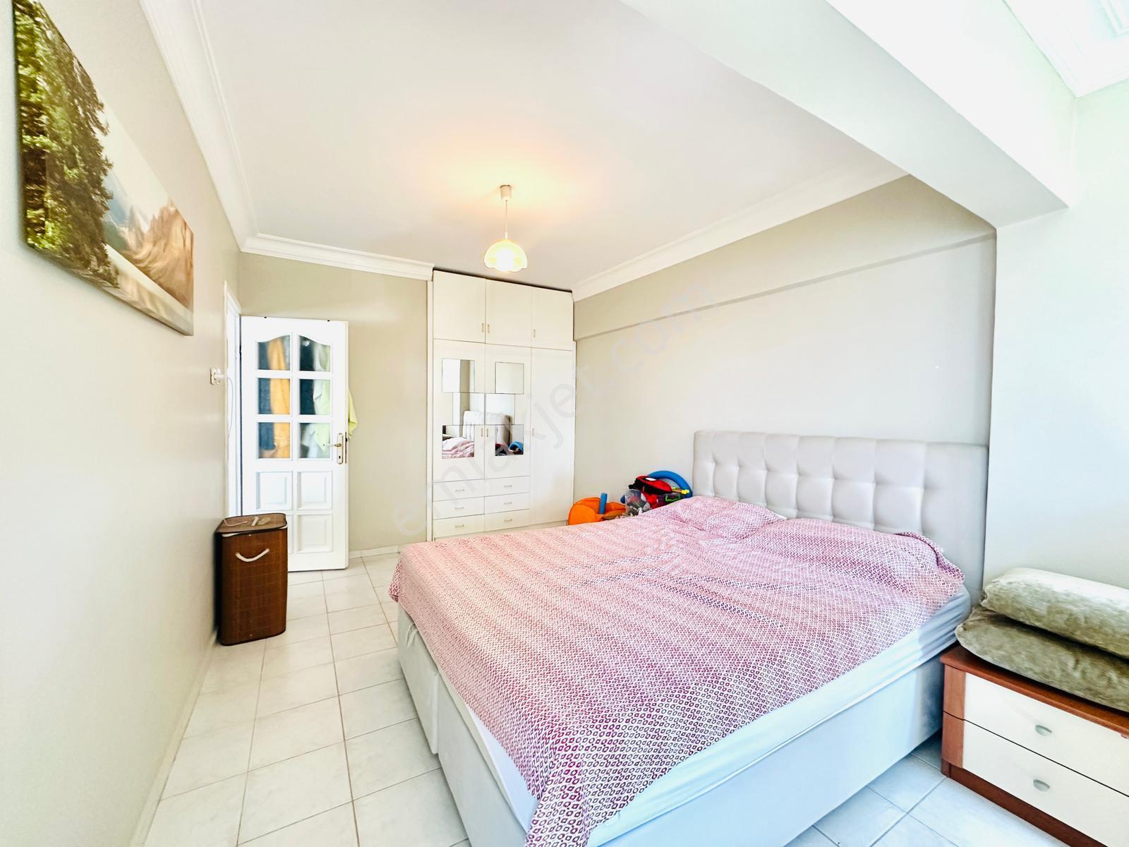 Denize Sıfır Seçkin Sitesinde Deniz Manzaralı 2+1 Daire Satılık - Görsel 10