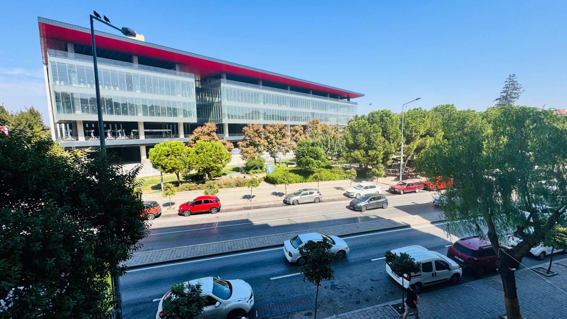 İstinye Park Metro Tranway Yakını Asansörlü Arakat Satılık Daire - Görsel 34