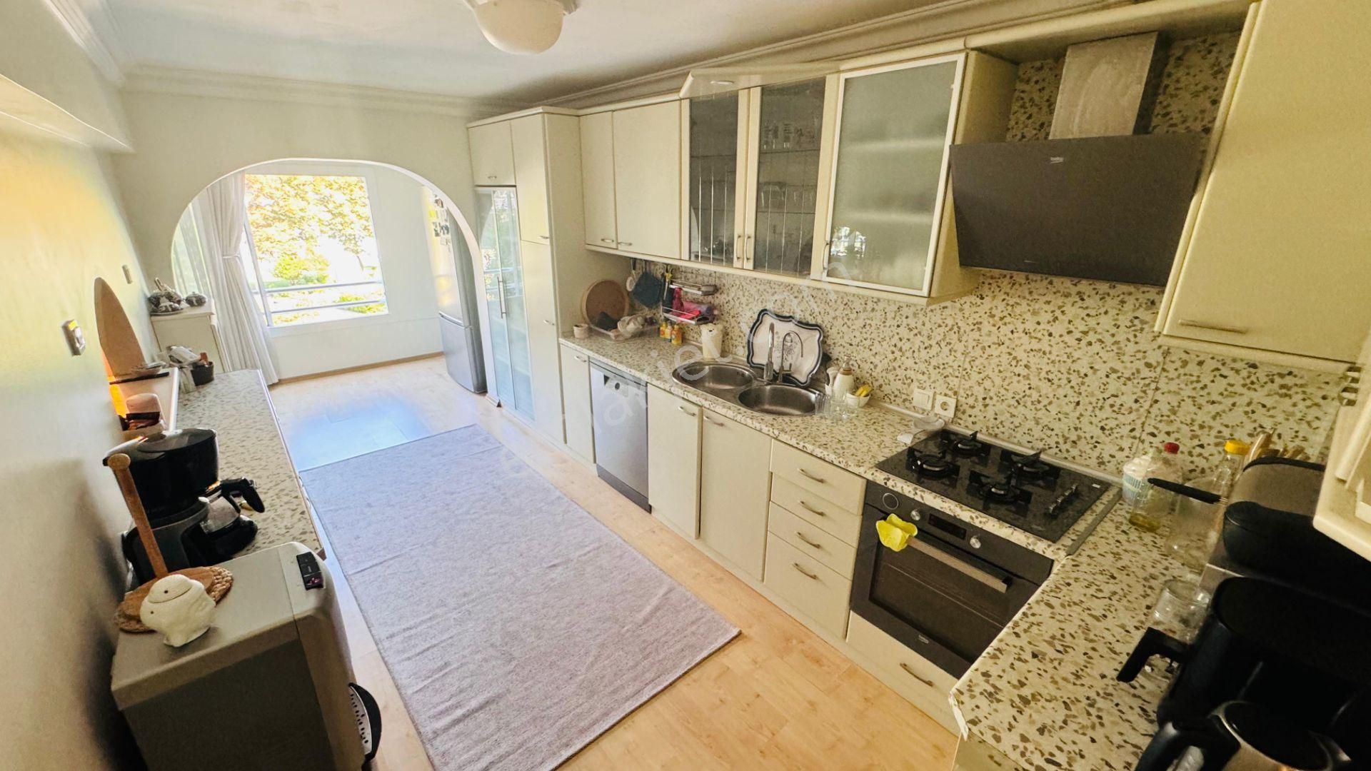 İstinye Park Metro Tranway Yakını Asansörlü Arakat Satılık Daire - Görsel 11