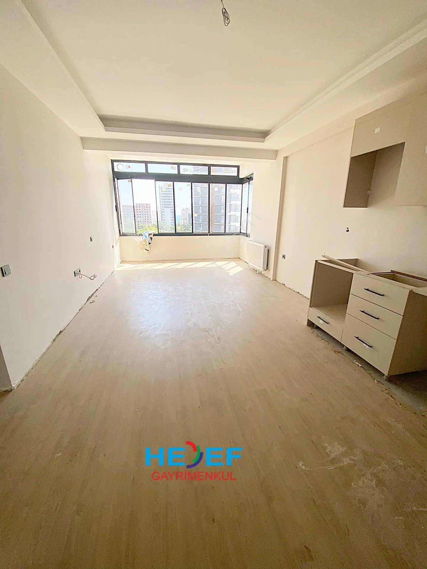 Hedef'ten Tece'de Gmk'ya Sıfır Geniş Satılık 2+1 Daire - Görsel 3