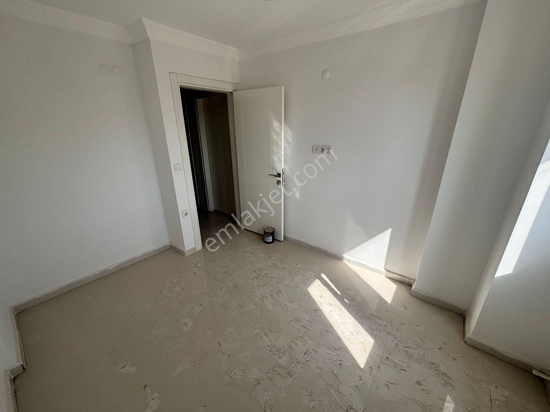 Akbükte Denize 1km Yürüme Mesafesinde Müstakil Grişli Otoparklı Villa - Görsel 18