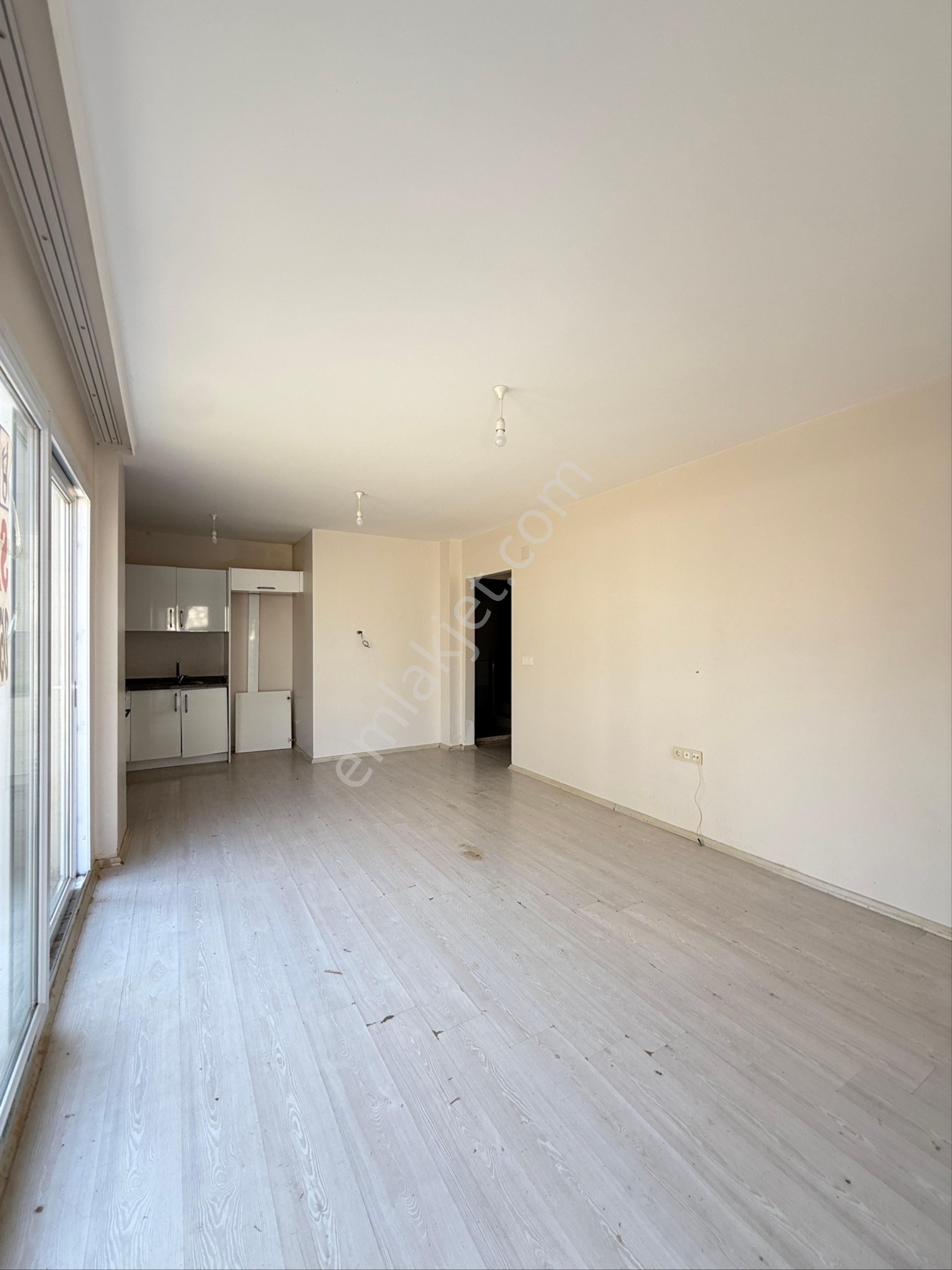 Kabasakal’da Az Katlı Bahçe Katı Bahçeli 2+1 Satılık Daire Kaçmaz Uygun Fiyat!! - Görsel 8