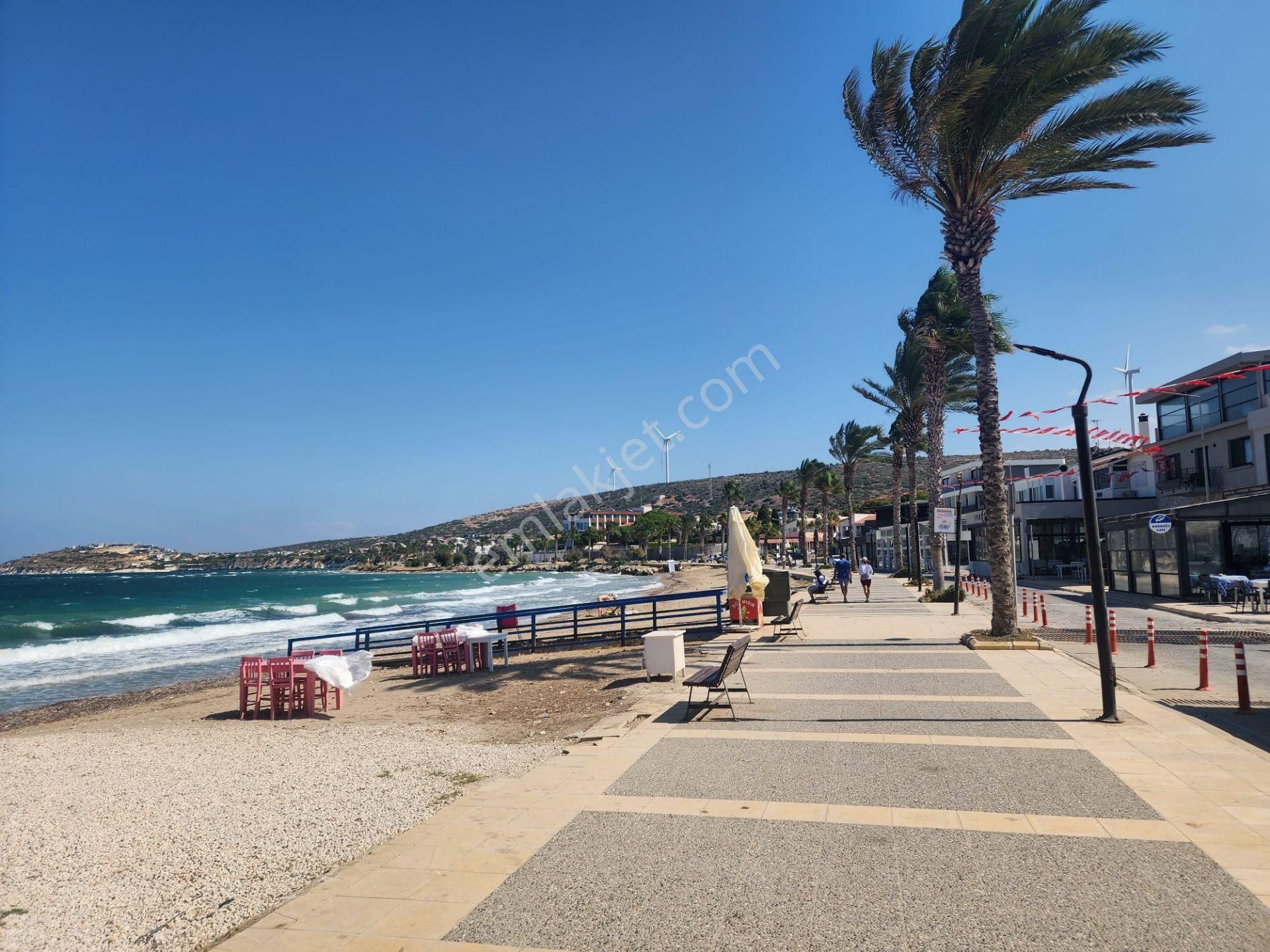 Çeşme Çiftlik'de Kumlu Plajlara Yakın Şık Villa - Görsel 33