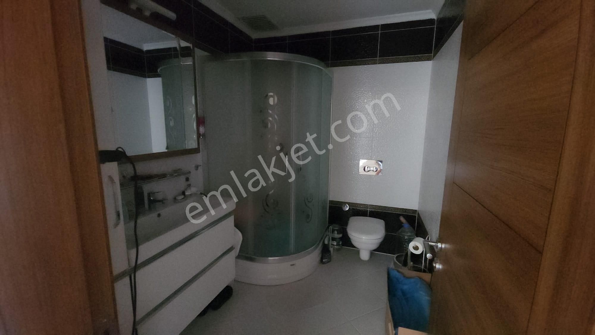 Çeşme Çiftlik'de Kumlu Plajlara Yakın Şık Villa - Görsel 17