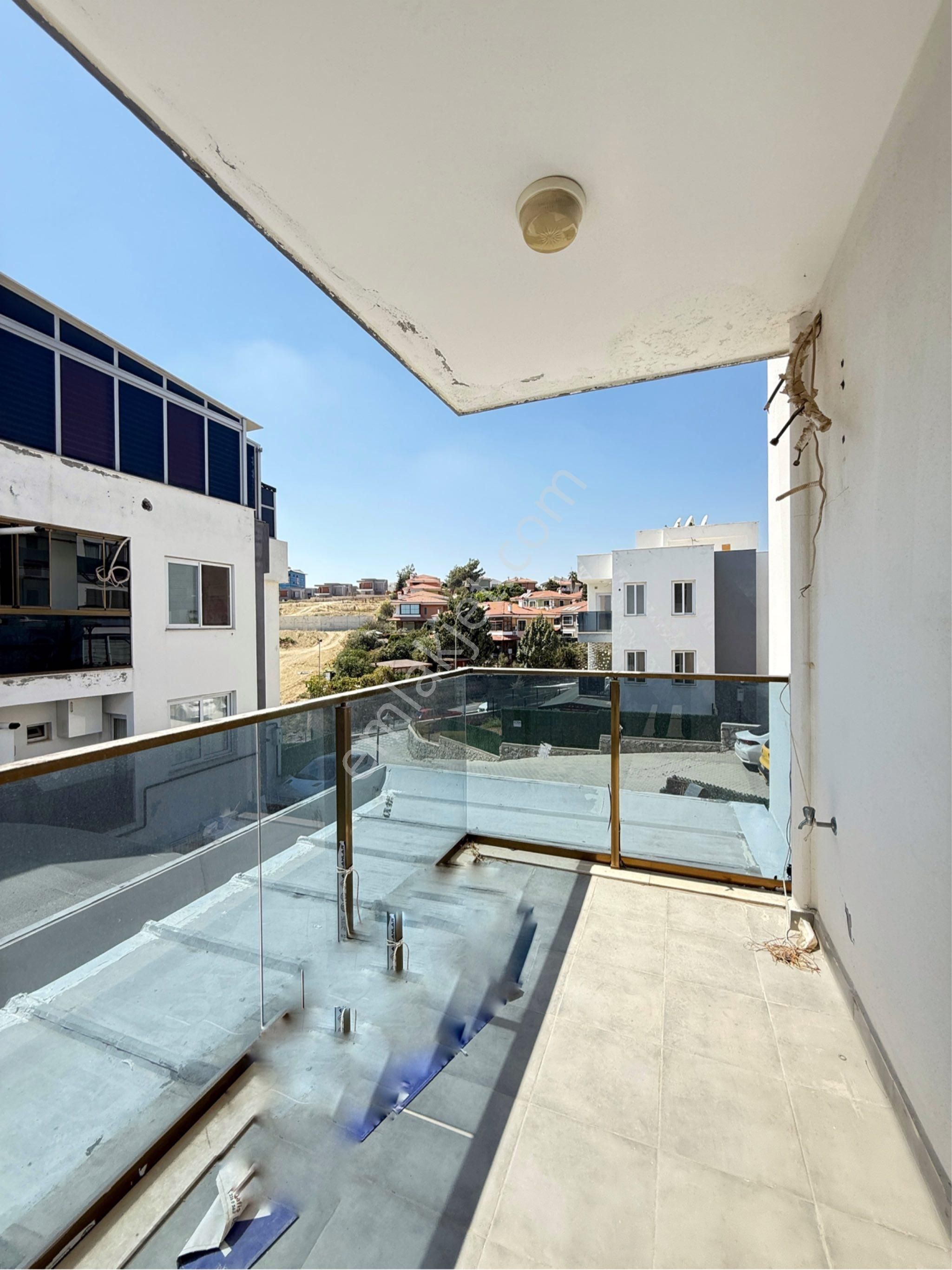 Kabasakal’da Az Katlı Ara Kat 2+1 Açık Mutfak Site İçerisinde Havuzlu Güvenlikli Satılık Daire!!! - Görsel 7