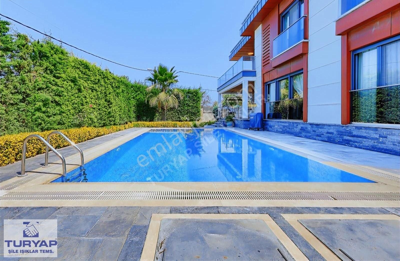 Şile Kumbaba'da 1162 M2 Arsa İçi Havuzlu 5+1 Eşyalı Lüks Villa. - Görsel 12