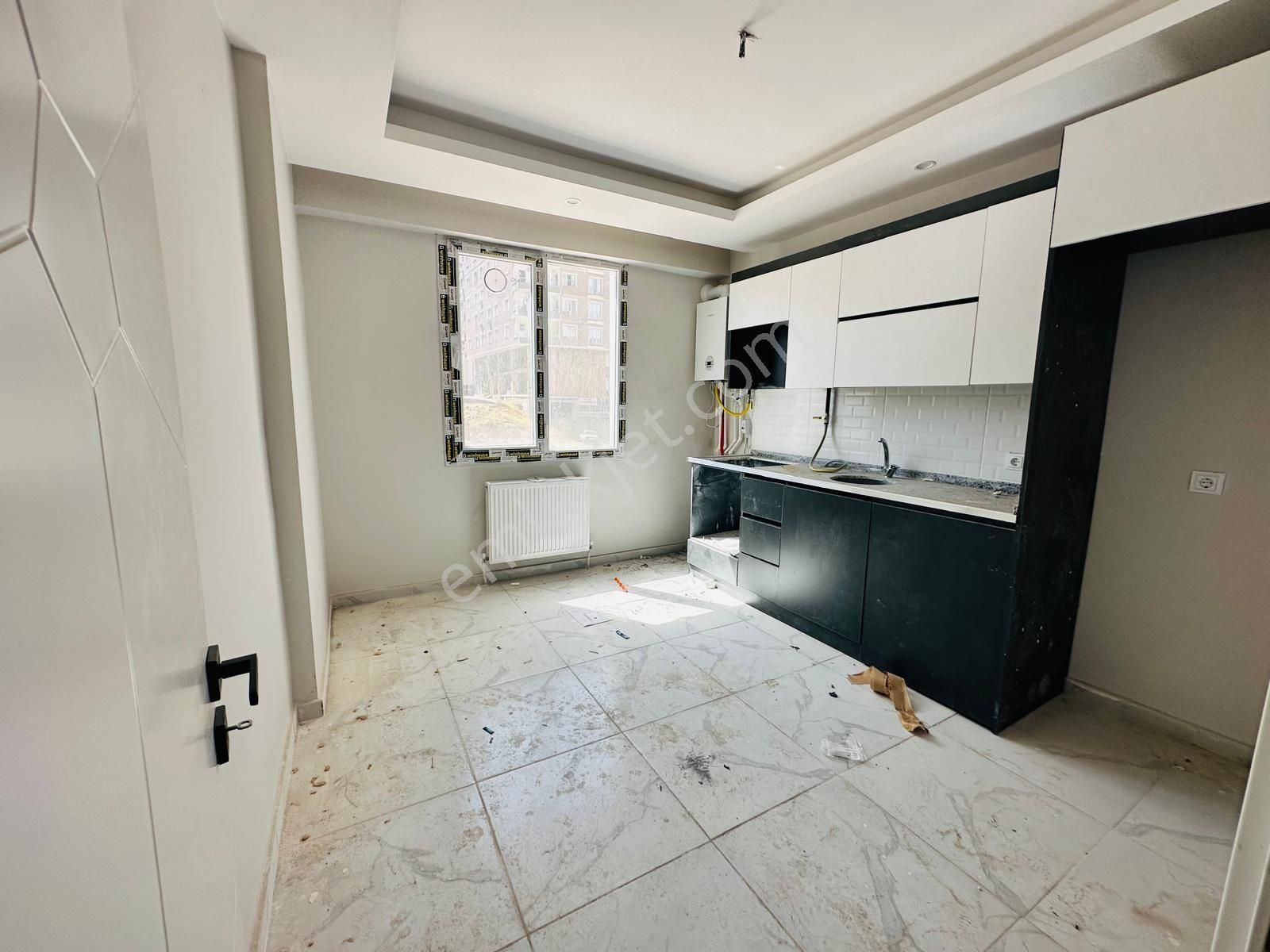 Dinç Emlaktan Satılık Ultra Lüks Sıfır 2+1 Daire - Görsel 6