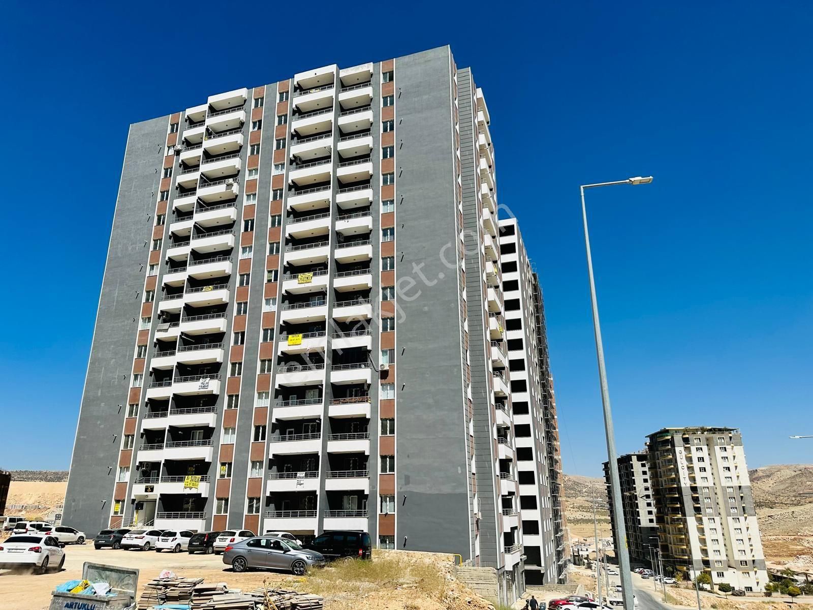 Dinç Emlaktan Satılık Ultra Lüks Sıfır 2+1 Daire