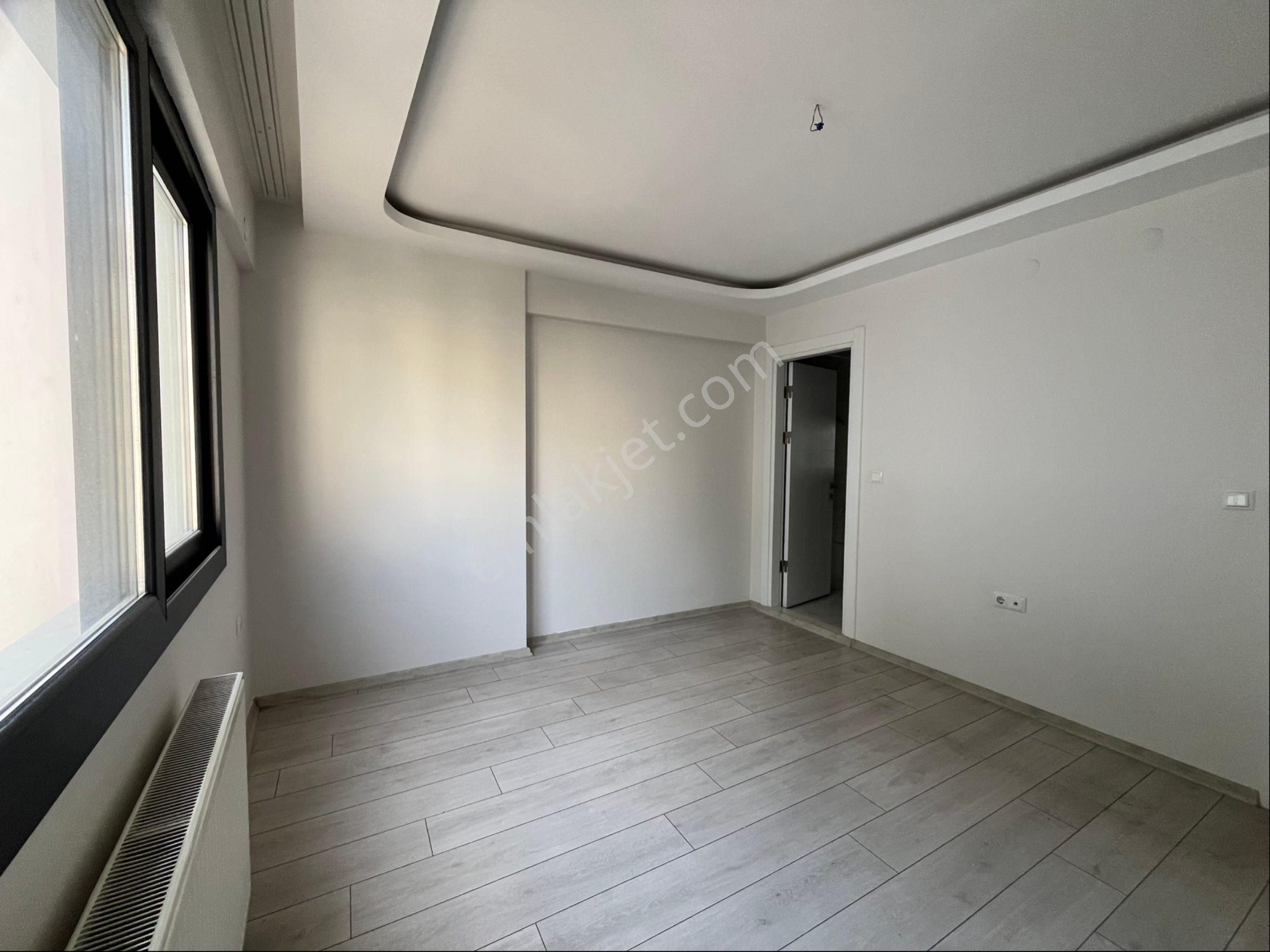 Karşıyaka İmbatlı’da Ebeveyn Banyolu Kiralık 2 + 1 Daire - Görsel 19