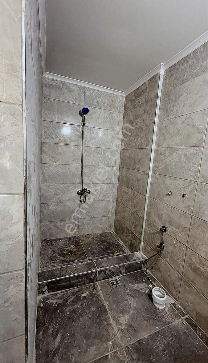 Çalışkan_dan Çiğli Avm Yanında 2 Katlı Tadilatlı Kiralık İşyeri - Görsel 8