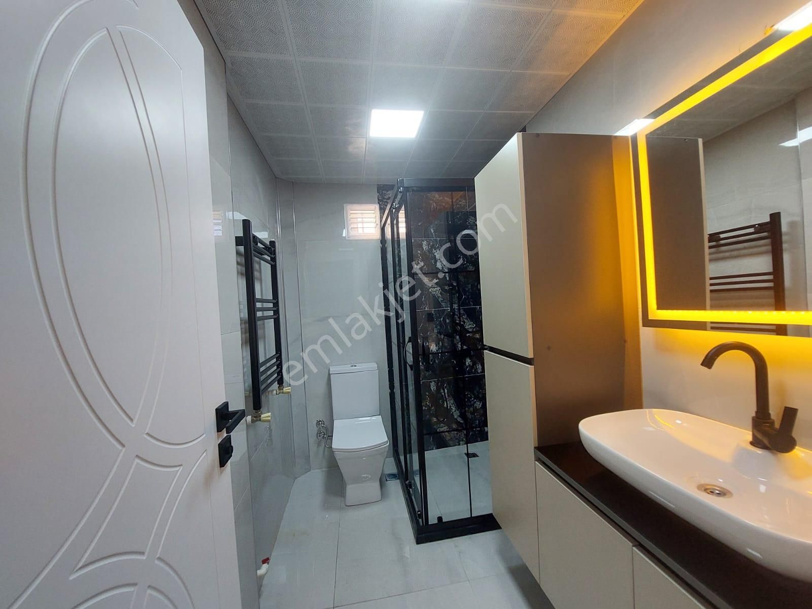 Yıldız Emlak Merkezi Konumda Arakatta Fullyapılı Satılık Daire - Görsel 14