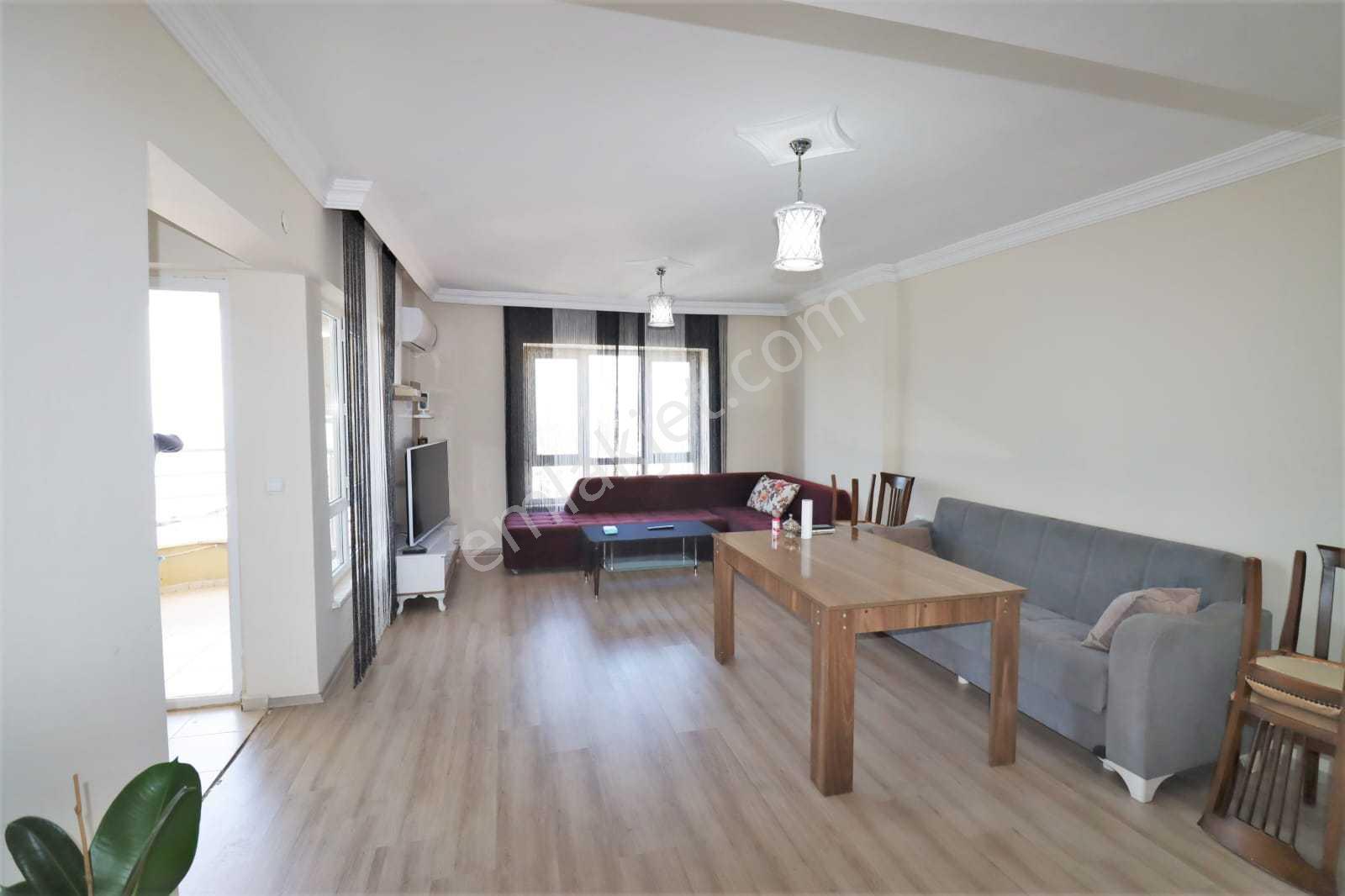 Uydukent Flamingo Sitesinde Deniz Manzaralı Satılık Daire - Görsel 12