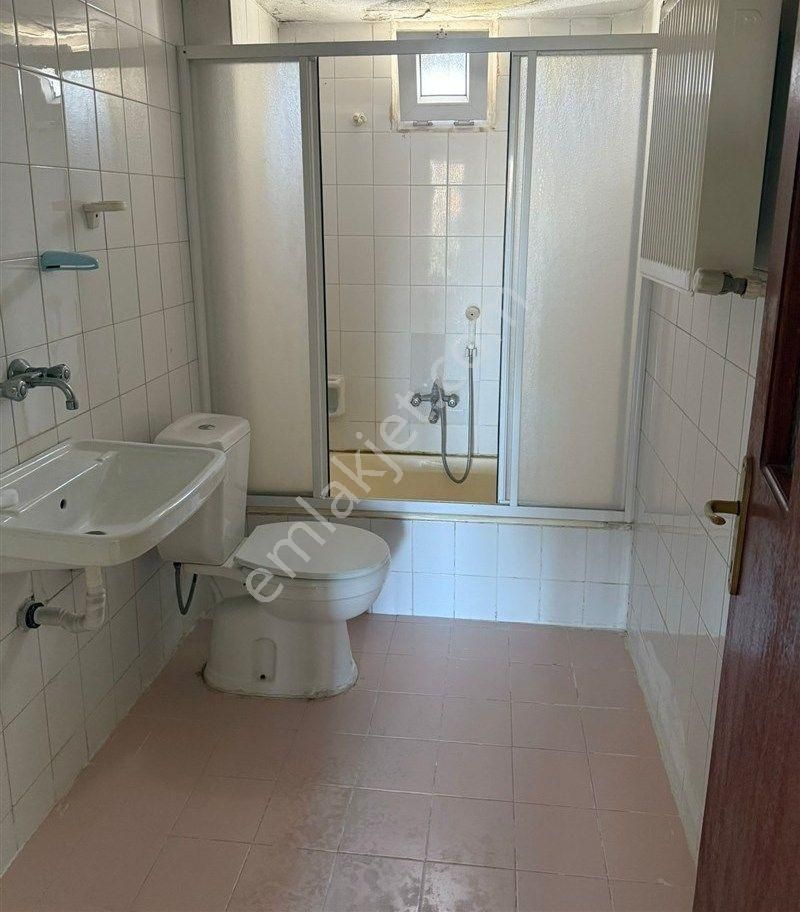Bursa Mudanya Güzelyalı Da Acil Satılık 3.kat 3+1 Daire 3.700.000 Tl - Görsel 15