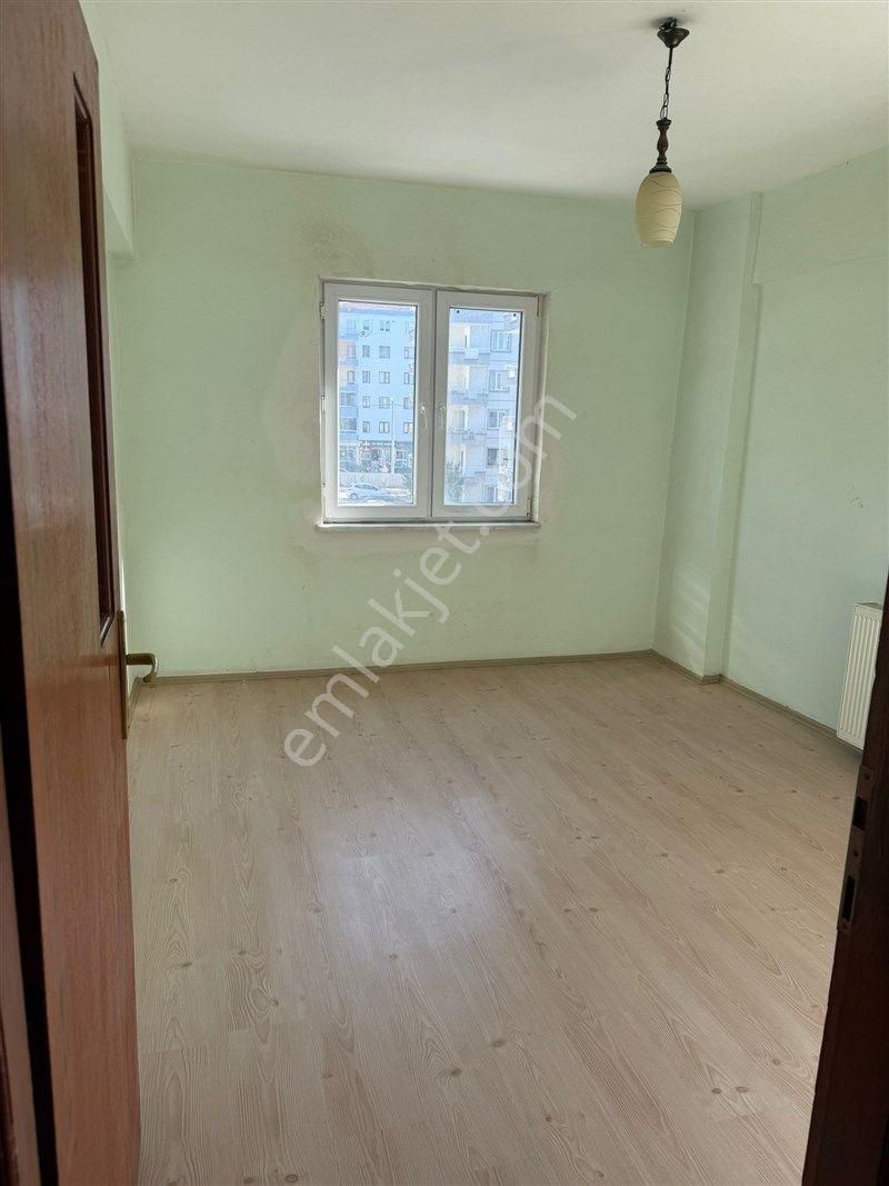Bursa Mudanya Güzelyalı Da Acil Satılık 3.kat 3+1 Daire 3.700.000 Tl - Görsel 6