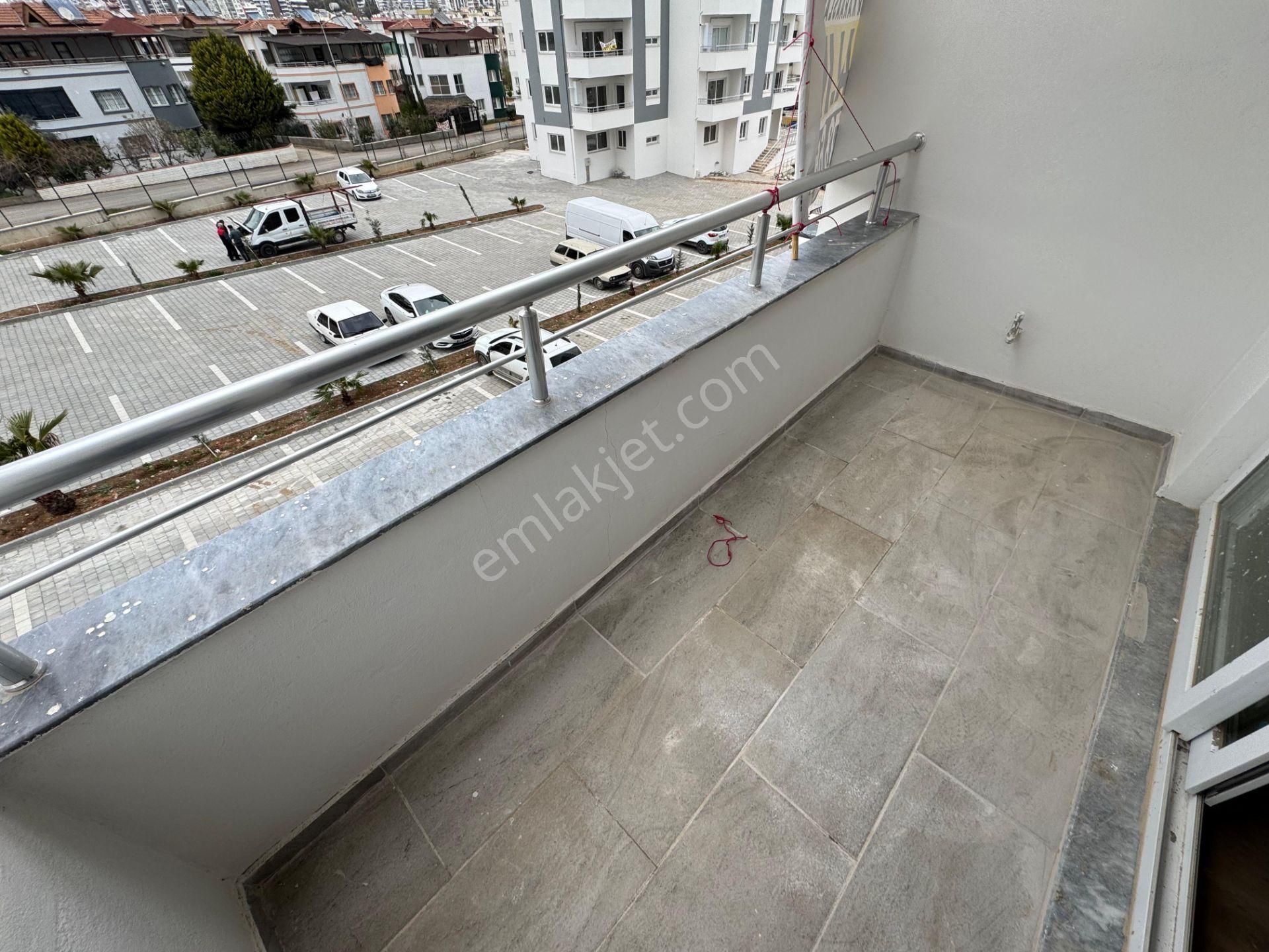 Bahçeşehir/isabet Okulları Civarı/1 Yaşında/2 Cephe/yatırımlık!! - Görsel 21
